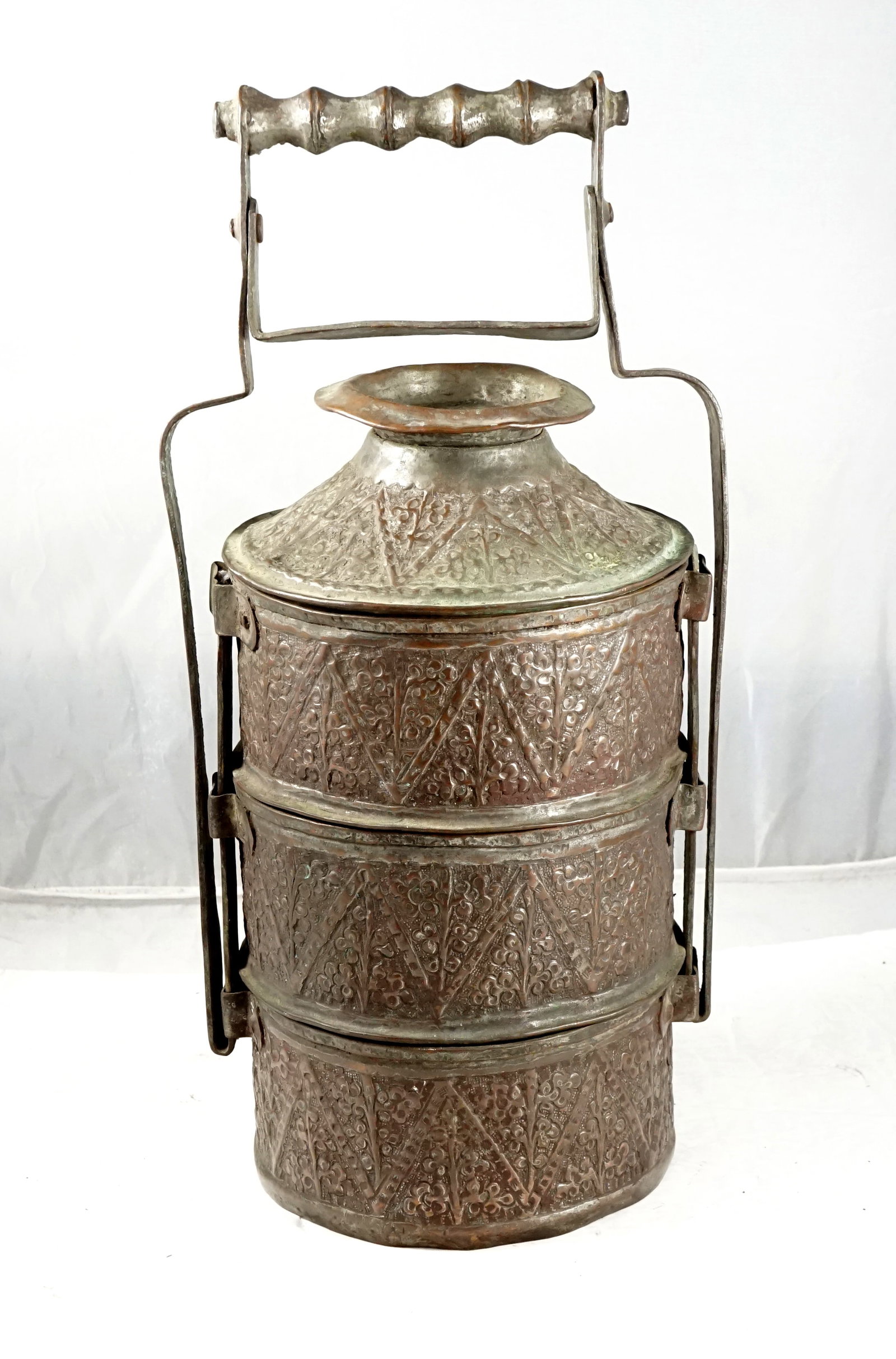 Antique Tiffin lunch box - 3