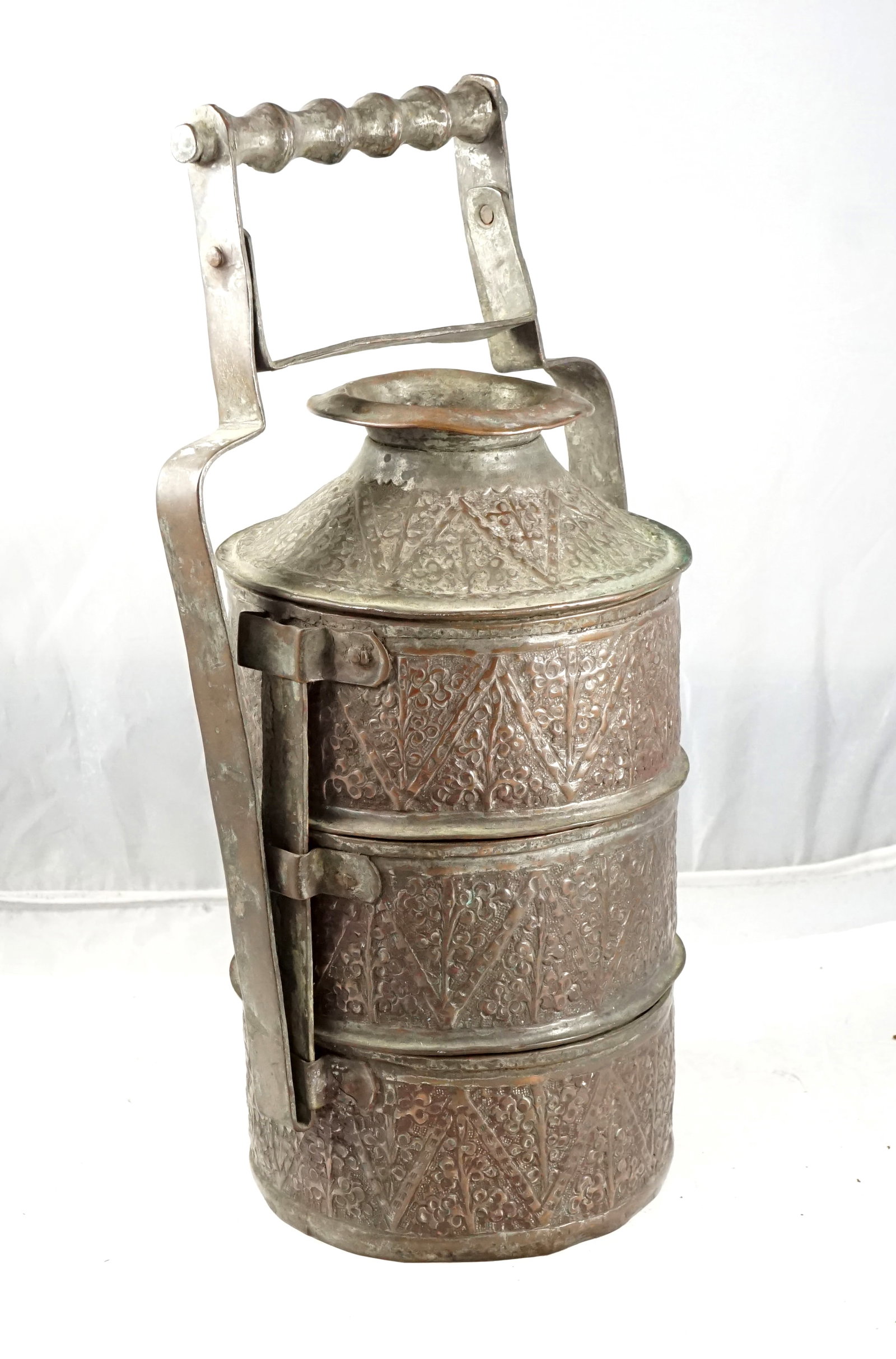 Antique Tiffin lunch box - 4