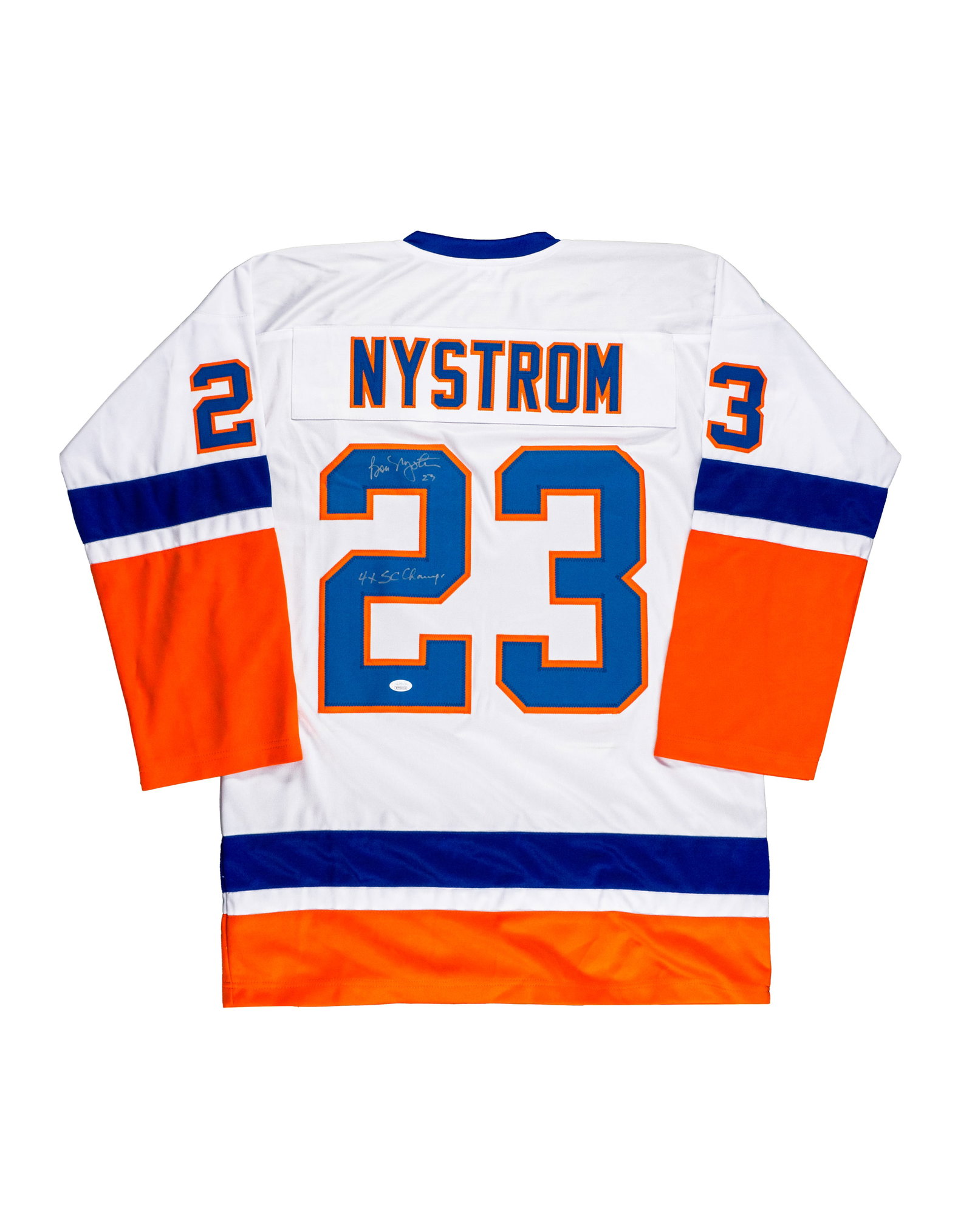Autographed jersey of NHL hockey player Bob Nystrom - XXe siècle: États-Unis \ USA Maillot dédicacé Bob Nystrom, joueur de hockey LNH (XXe siècle) Taille XL, signé à la main par Bob Nystrom. Inclut un hologramme officiel James Spence Au