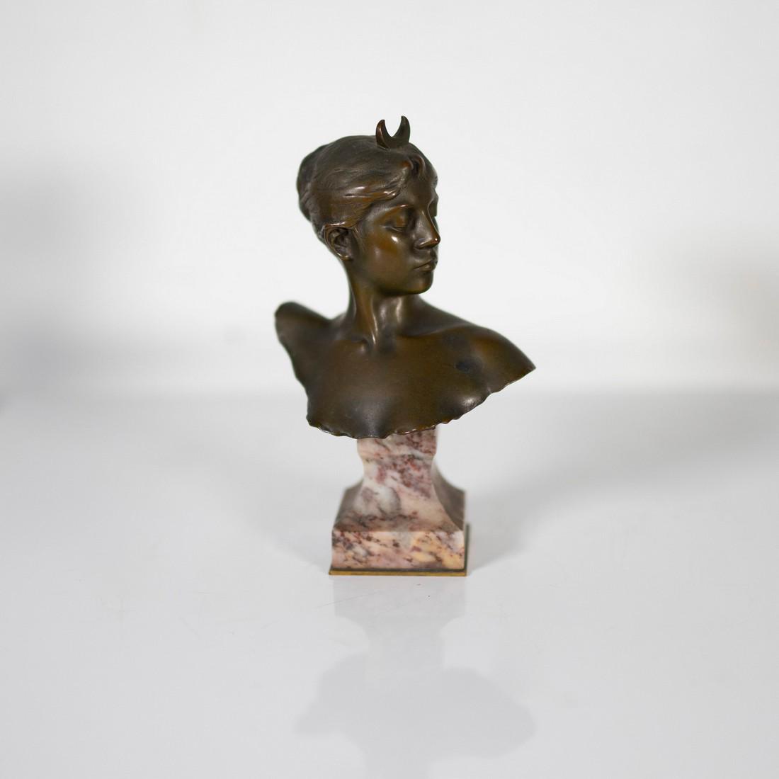 Alexandre Falguière - Bust of Diana (1 of 5)