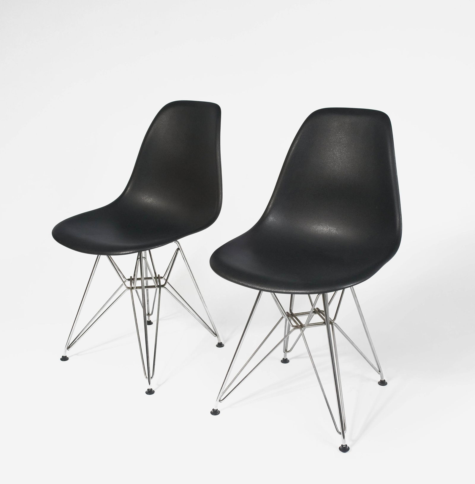 Charles and Ray Eames - Group of Two (2)  Eames Molded (1 of 4)