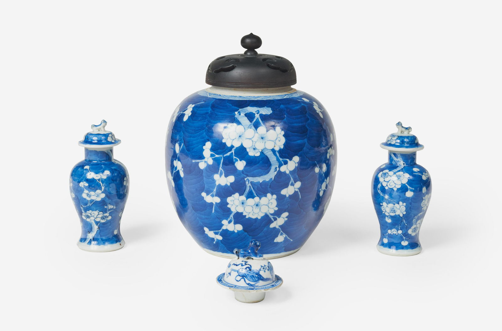 A Group of Qing Porcelain 19th/20th Century (1 of 5)