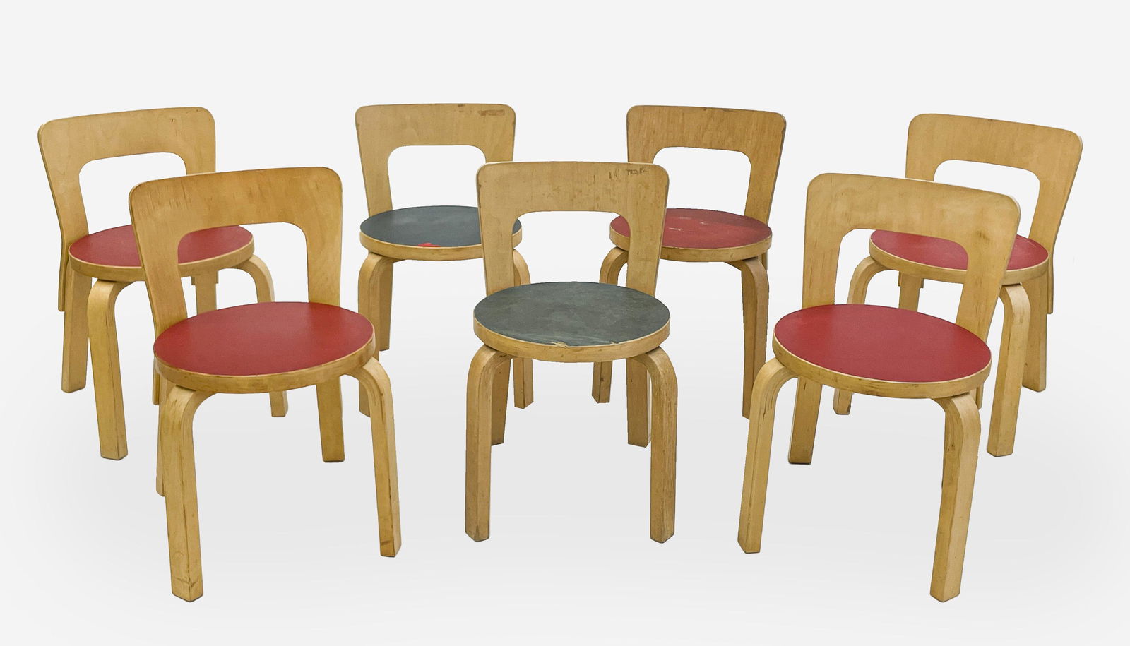 Alvar Aalto, group of 7 N65 children's chairs (1 of 4)