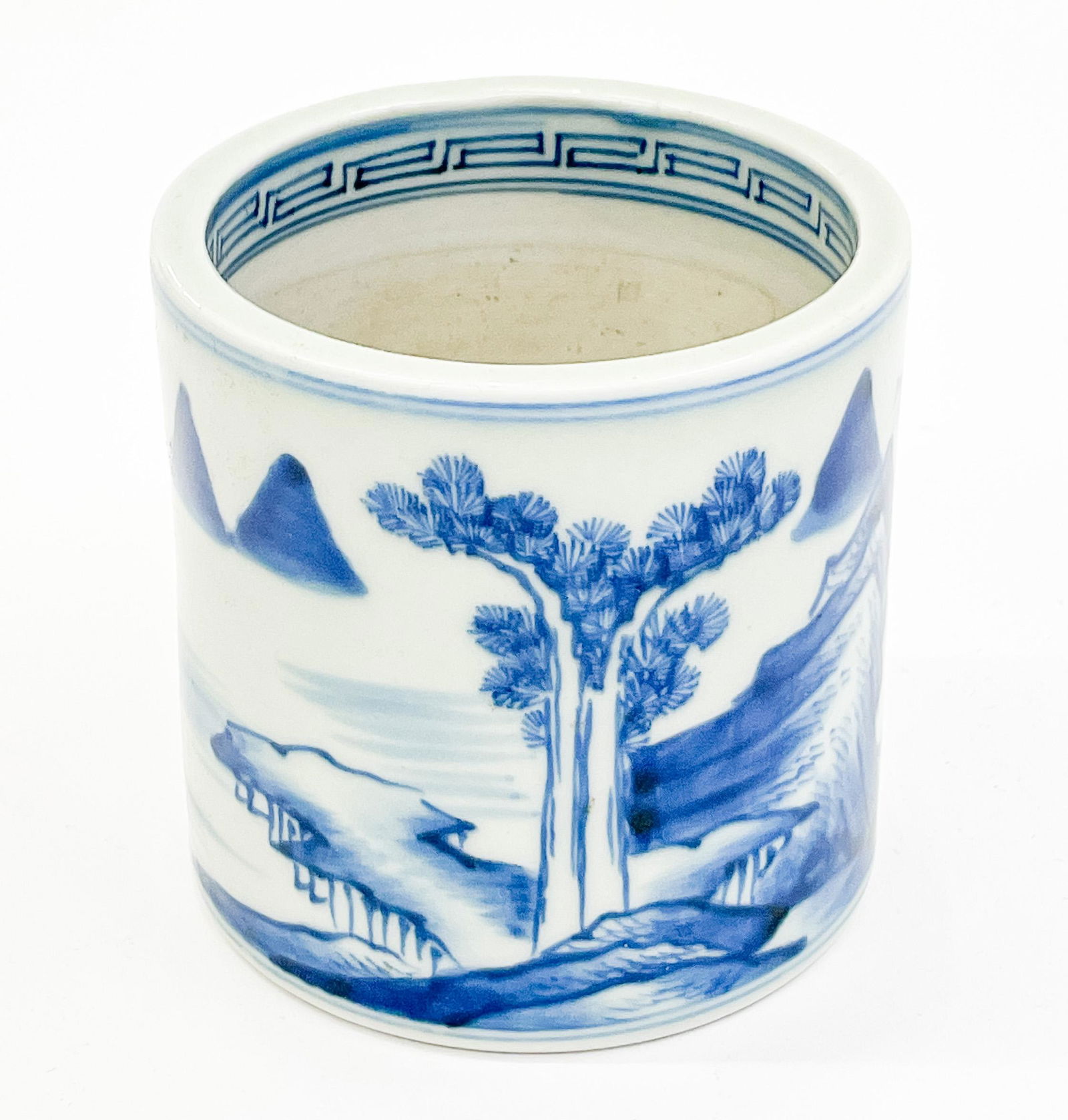 Chinese Porcelain Underglaze Blue Decorated Brush Pot (1 of 3)