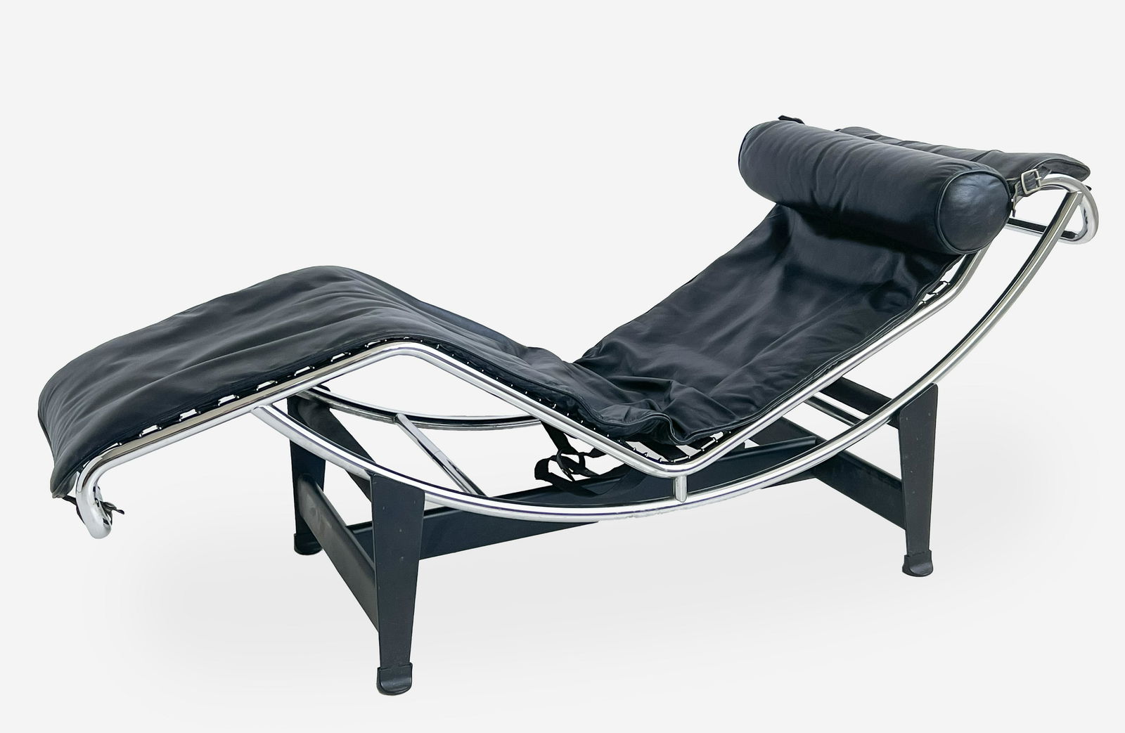 Le Corbusier for Cassina LC4 Chaise Lounge (1 of 7)