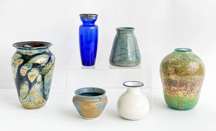 6 Ceramic and Glass Vases (0133) on Jul 13, 2022 Capsule Auctions in NY