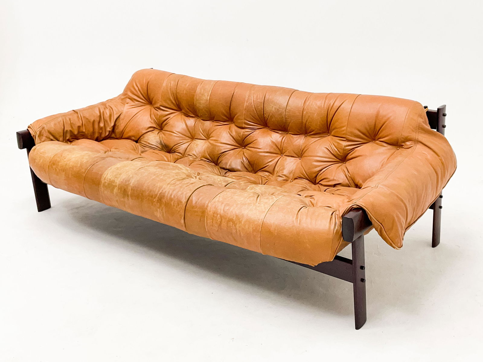 Percival Lafer - MP-41 Sofa (1 of 9)