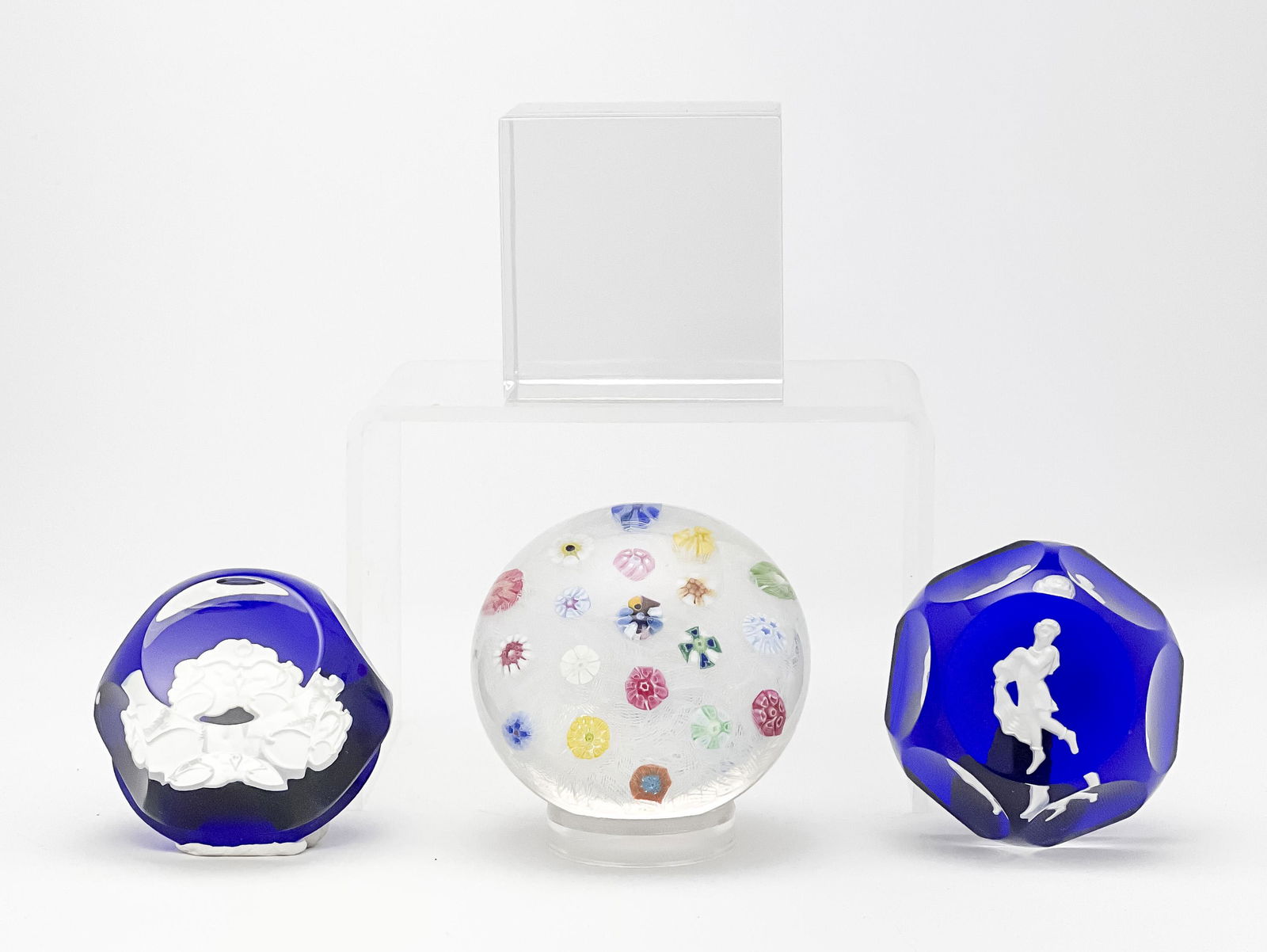 Baccarat (Co.) - Collection of 4 Paperweights (1 of 7)