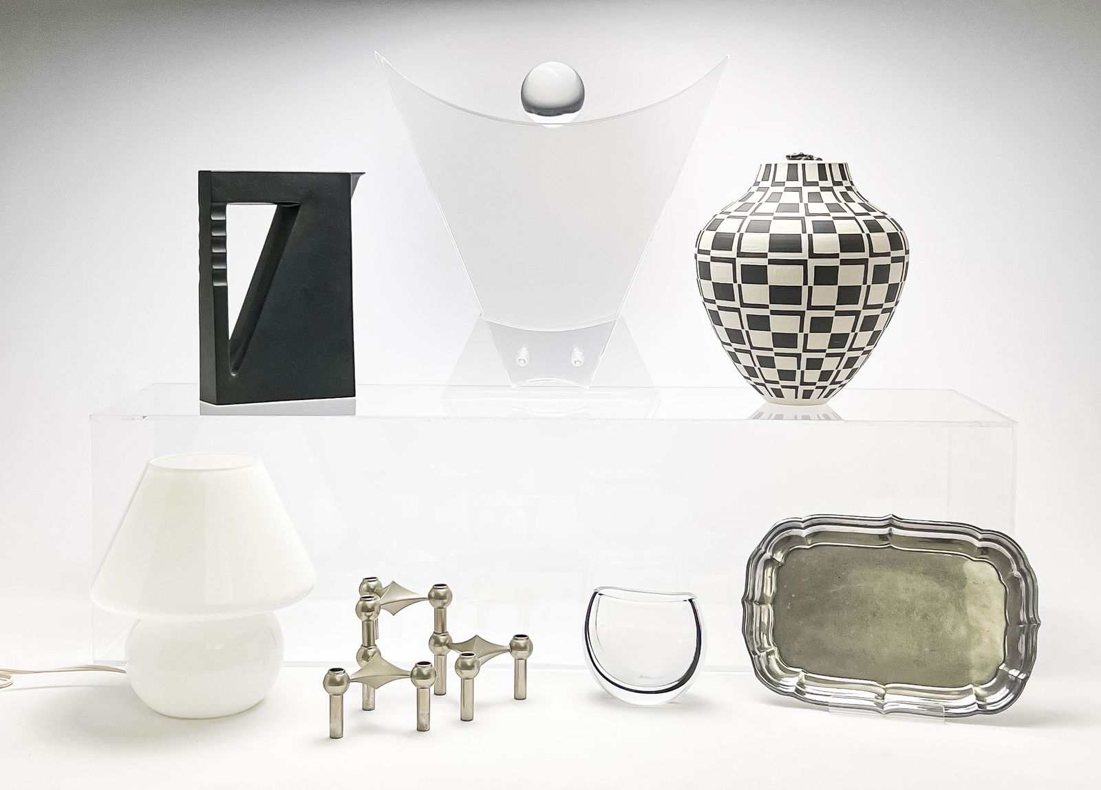 Assorted Tabletop Accessories (1 of 10)