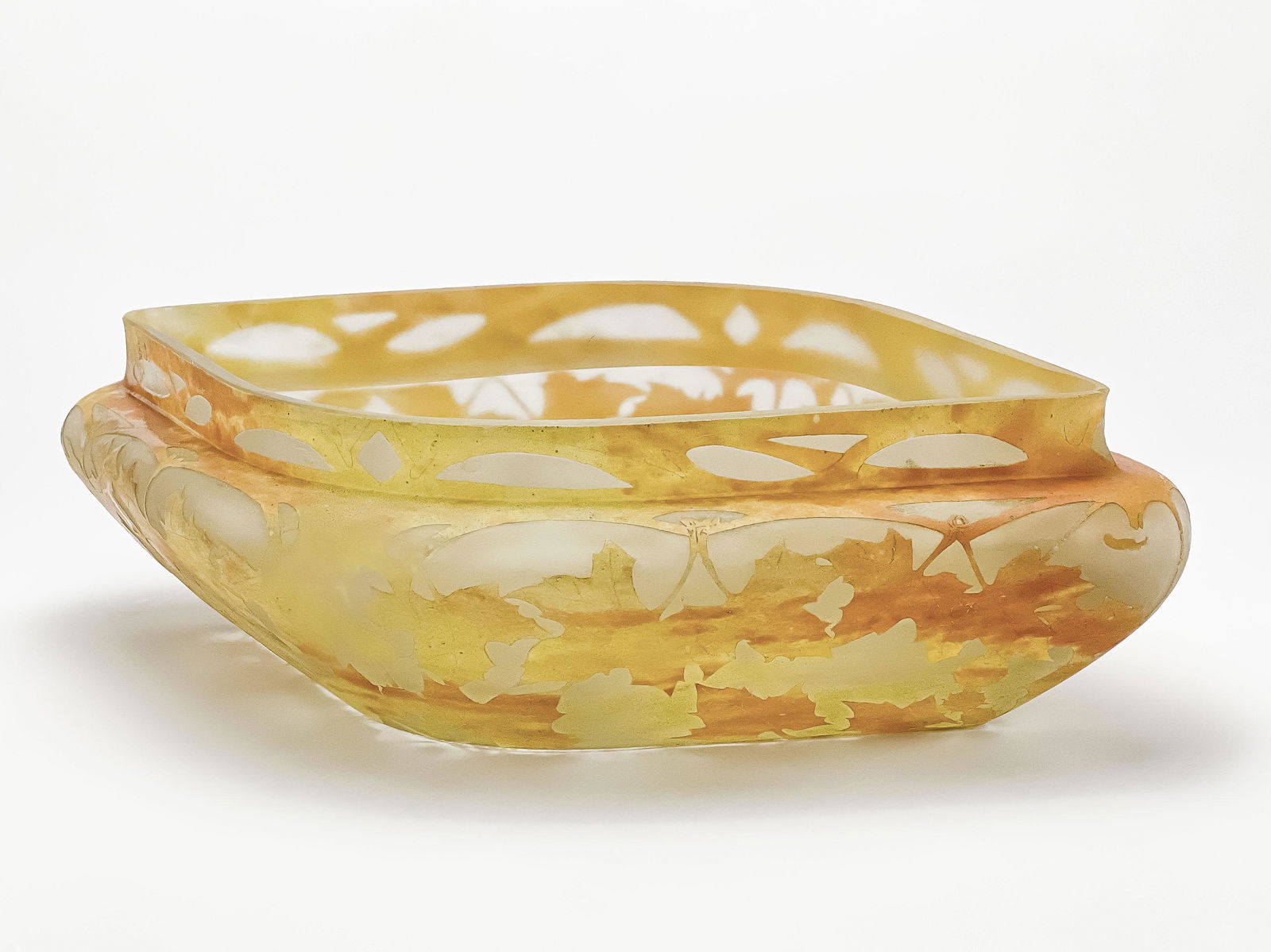 Daum Nancy Centerpiece Bowl (1 of 8)