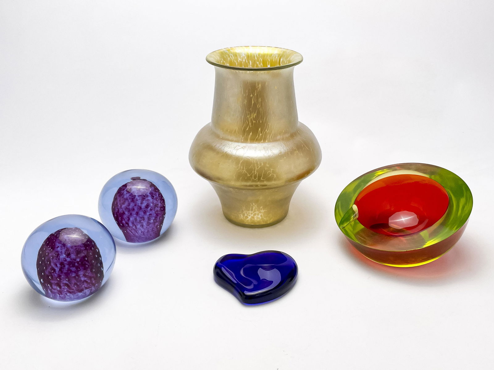 Group of Contemporary Glass Objects (1 of 5)