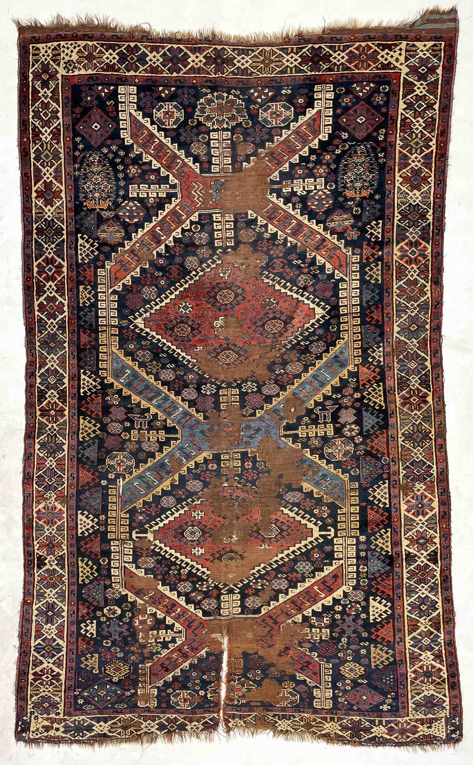 Qashqai Rug: Lot 79 Qashqai Rug Southwest Persia last quarter of 19th century 7 ft 11 in x 4 ft 9 in Provenance: Jim Dixon Collection
