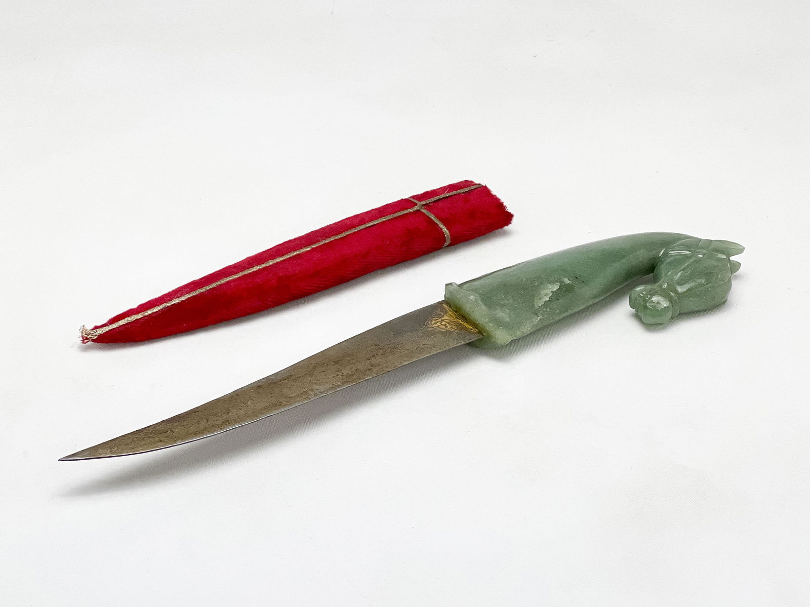 Mogul Dagger with Carved Jade Handle (1 of 5)