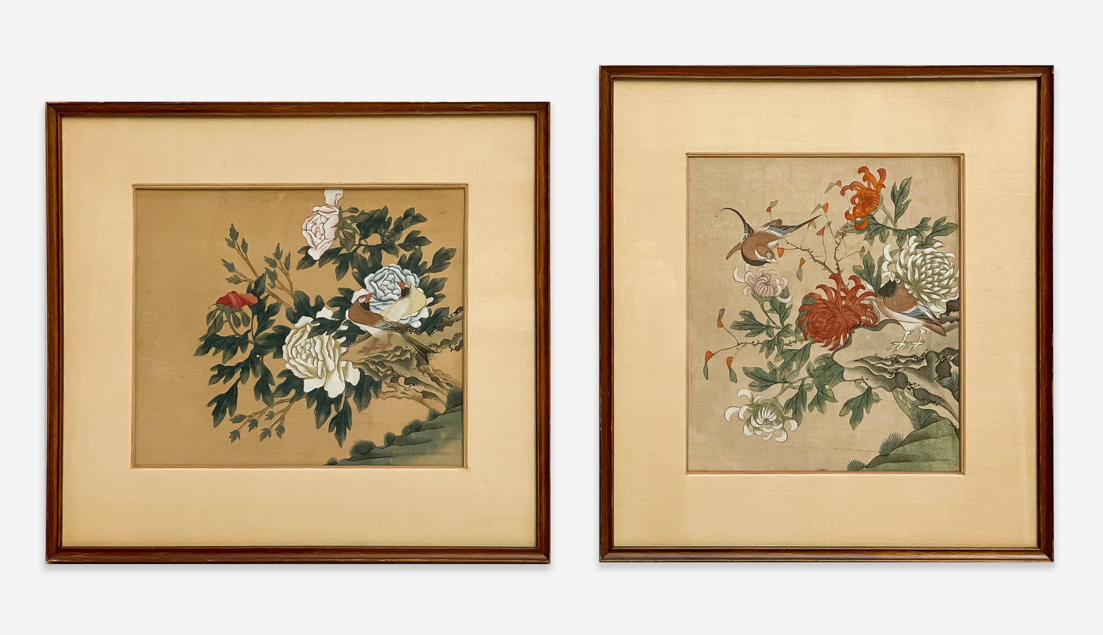 Two Chinese Paintings on Silk (1 of 4)