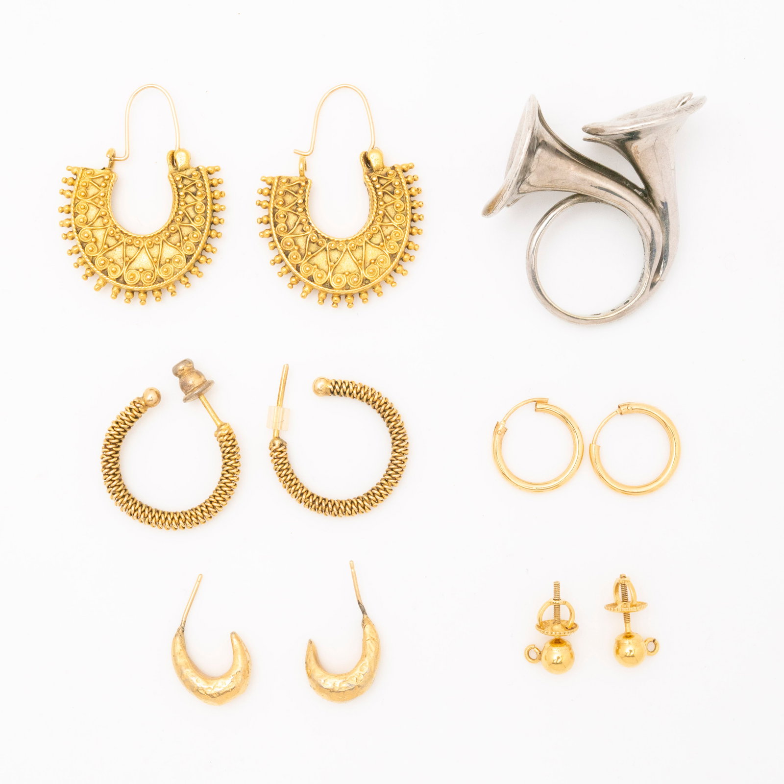 Arman - Trumpet Ring (1 of 3)