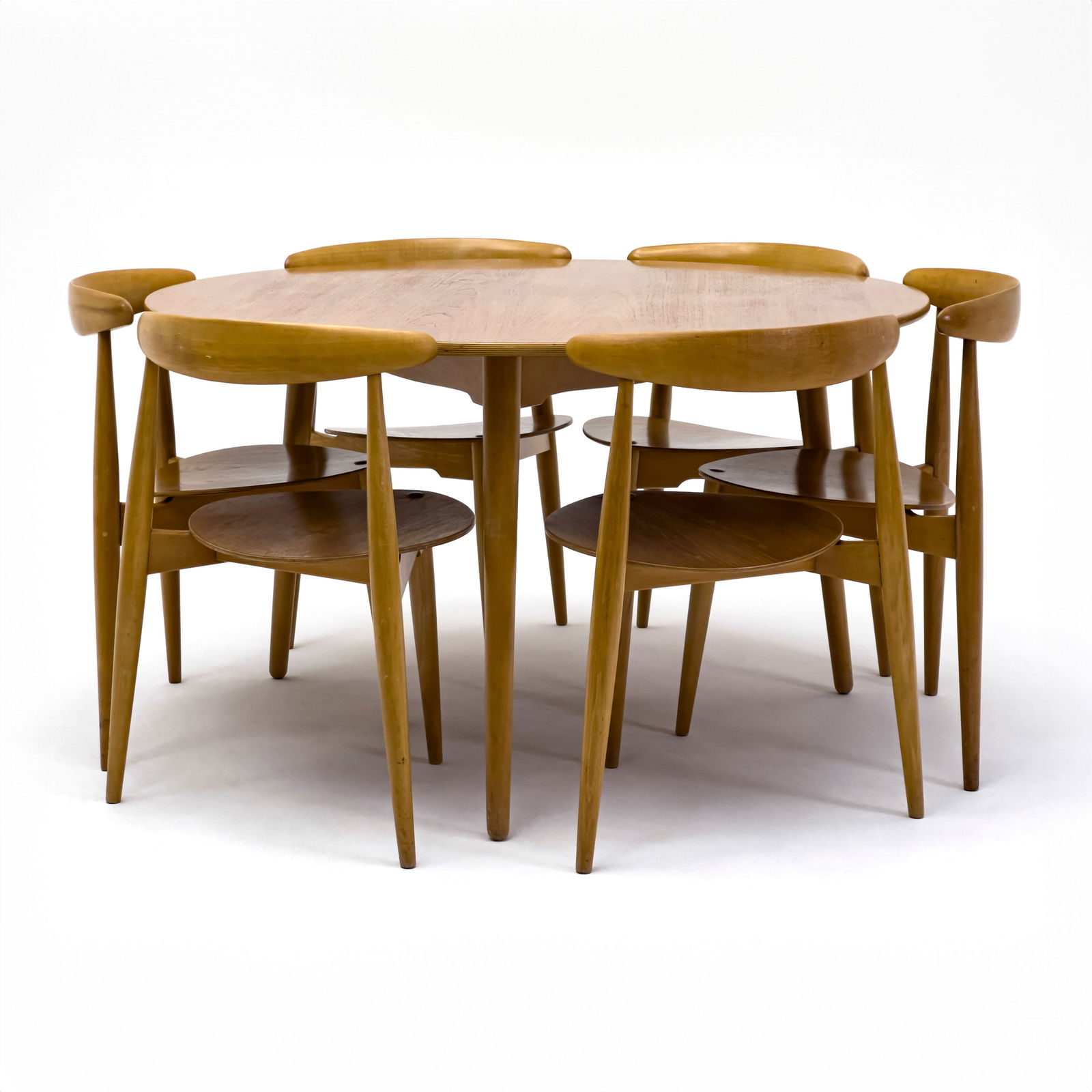 Hans Wegner - Heart Dining Set, ,Table and 6 Chairs (1 of 8)