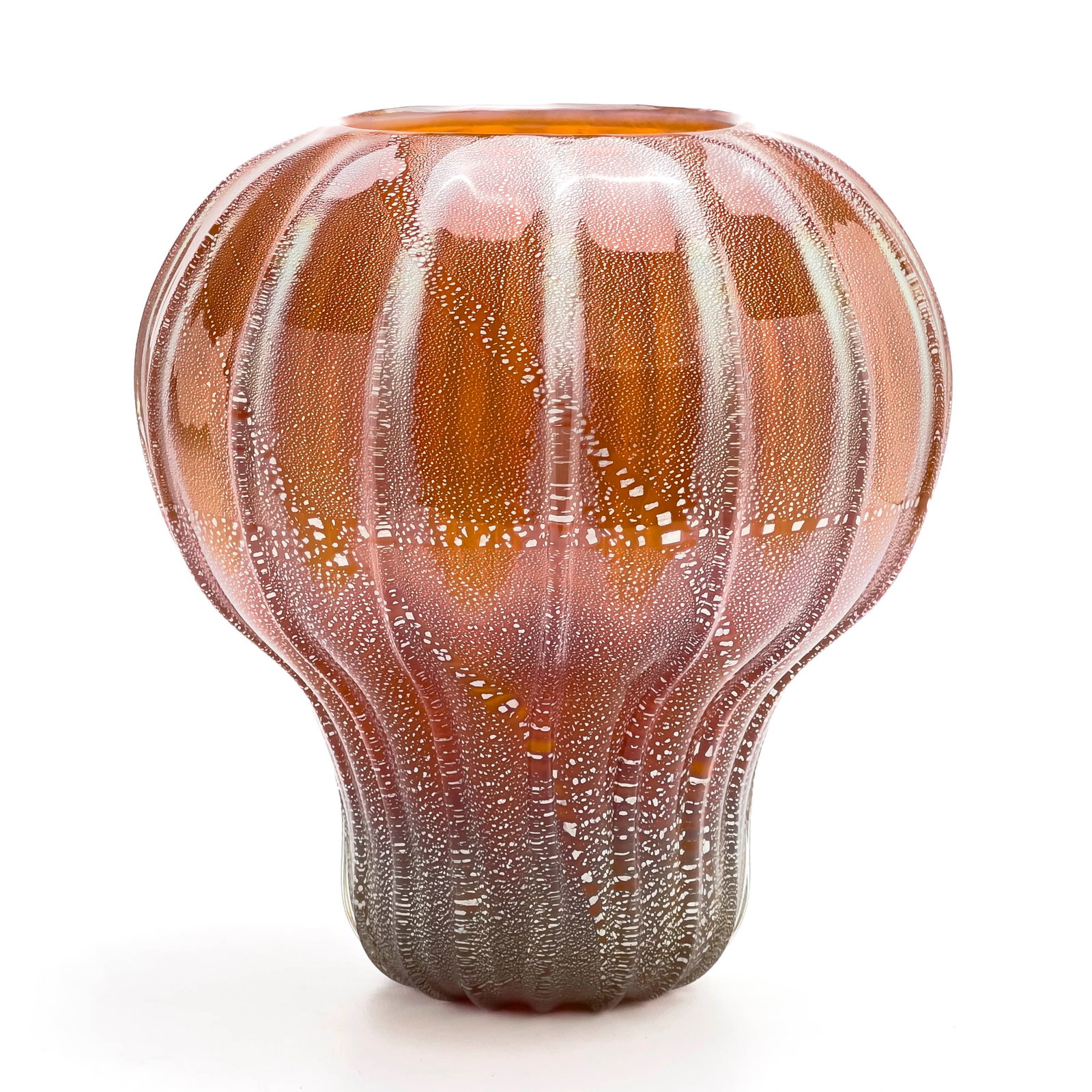 Seguso - Murano Glass Vase: Lot 147 Seguso Italian (est. 1397) Murano Glass Vase glass signature incised to underside height: 11 inches Provenance: From a Tribeca Collection