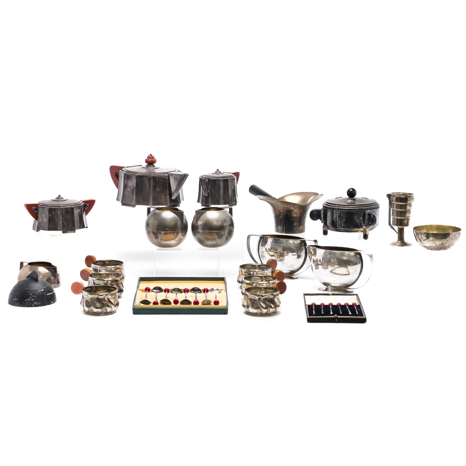 Art Deco Silver Plate Service Ware, Group of 32 (1 of 14)