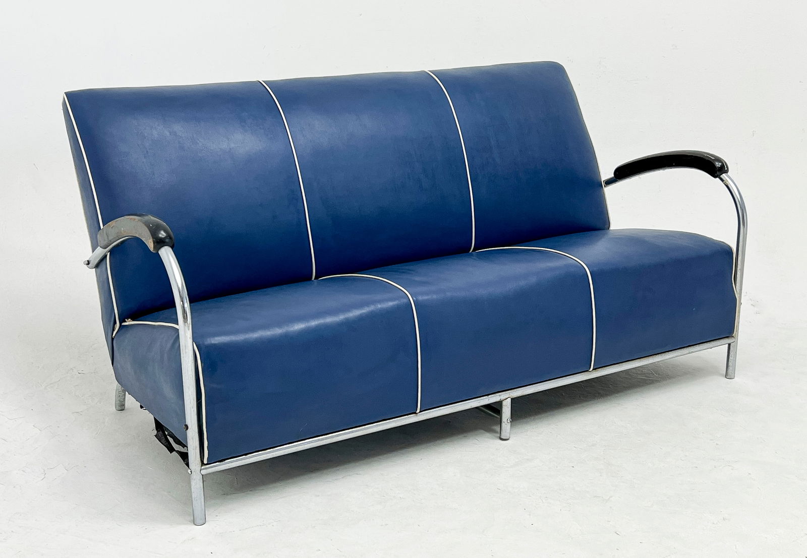 Gilbert Rohde (attributed) - Chrome Arm Sofa (1 of 8)