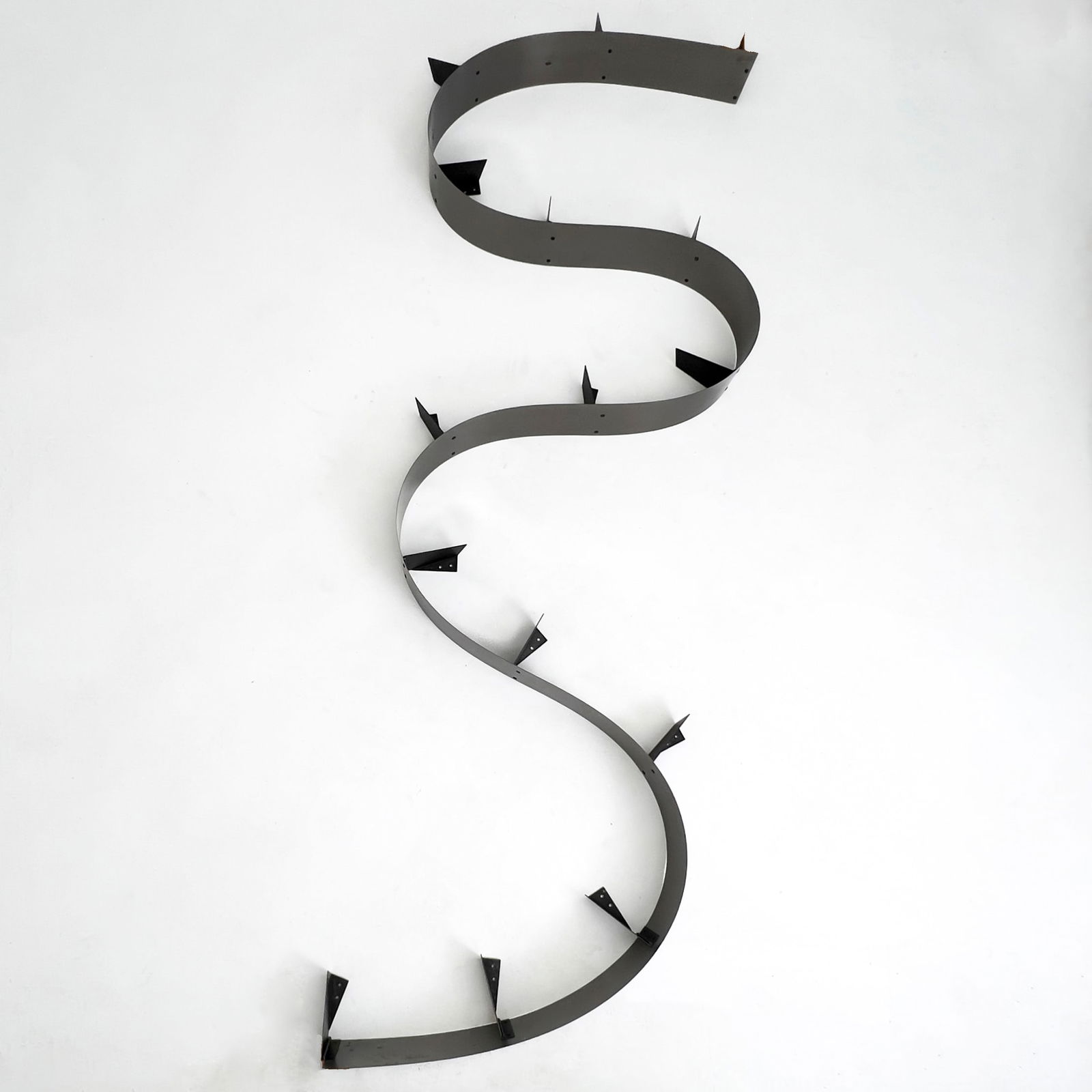 Ron Arad - Bookworm Shelf for One Off (1 of 6)