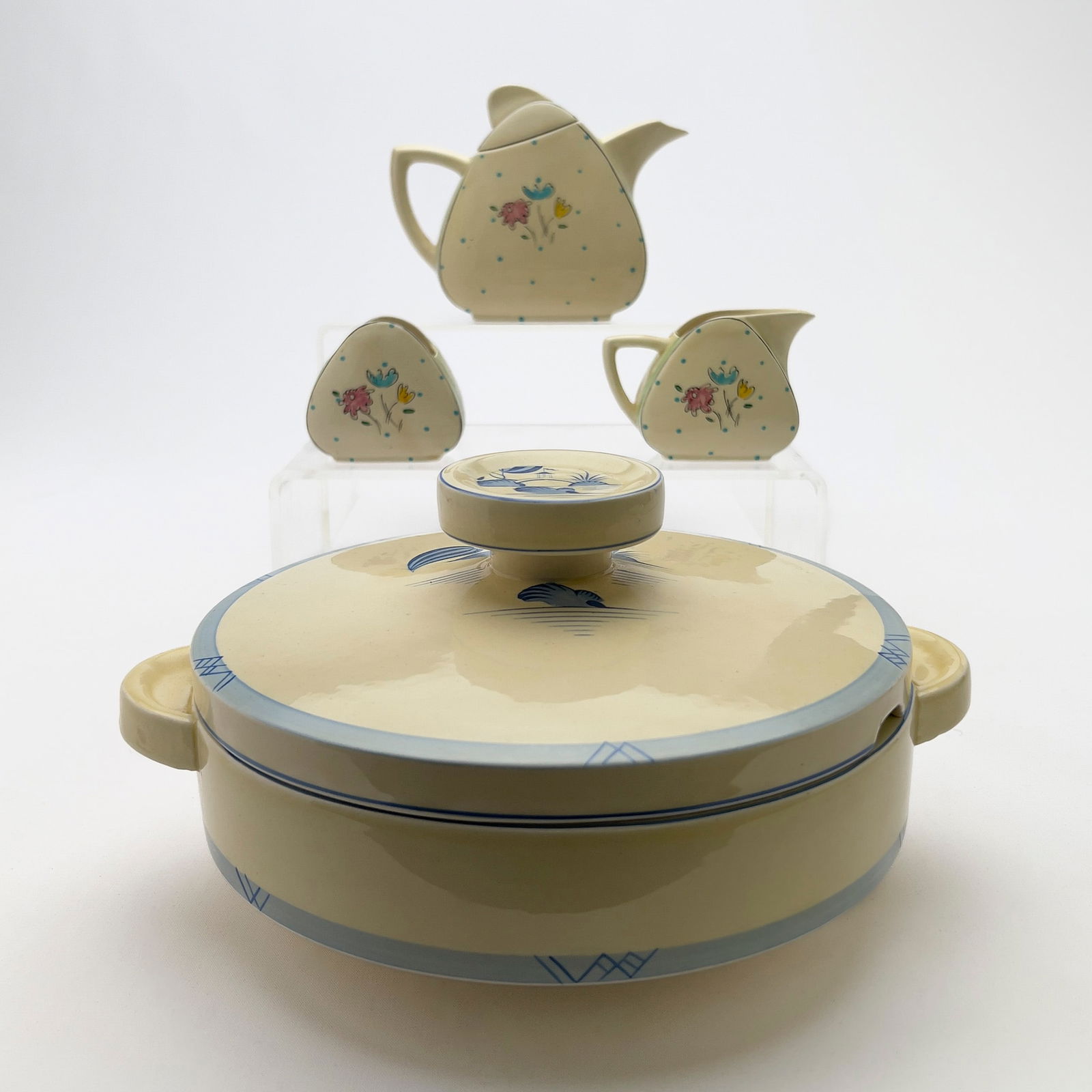 Clarice Cliff - Wilkinson Ceramic Tea Set and Bizarre Tureen, Group of 4 (1 of 4)