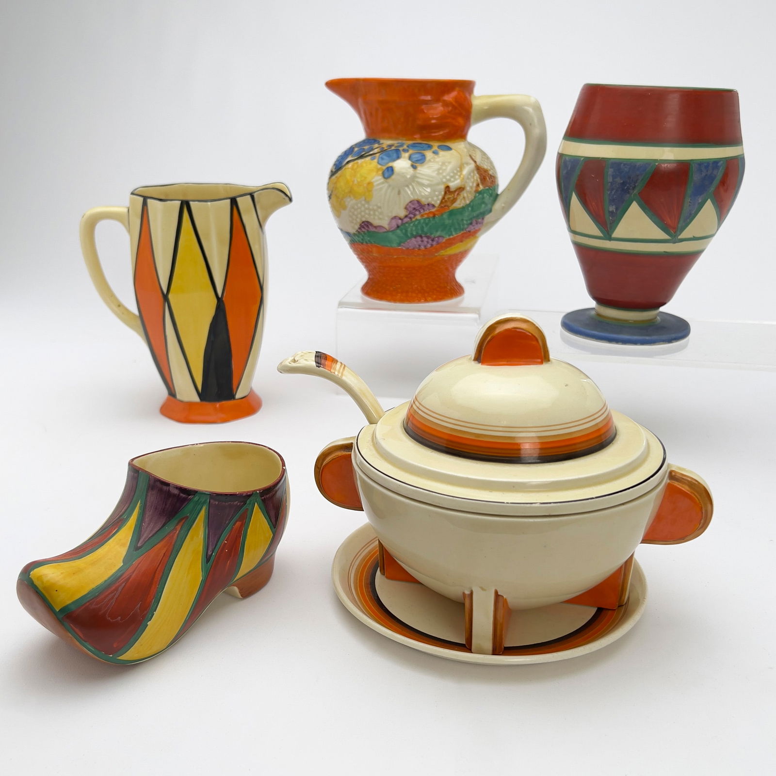 Clarice Cliff - Bizarre Ceramic Vessels in Various Patterns, Group of 5 (1 of 4)