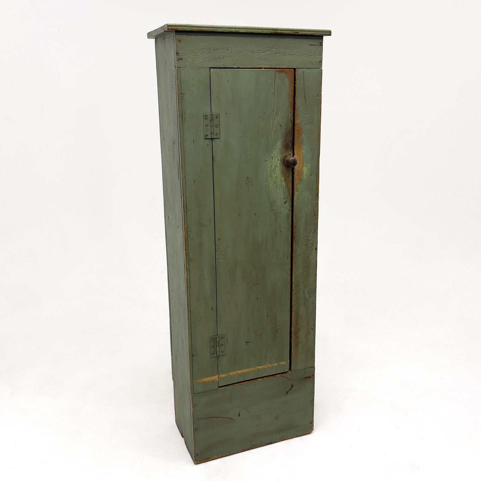 Farmhouse Chimney Cupboard (1 of 4)