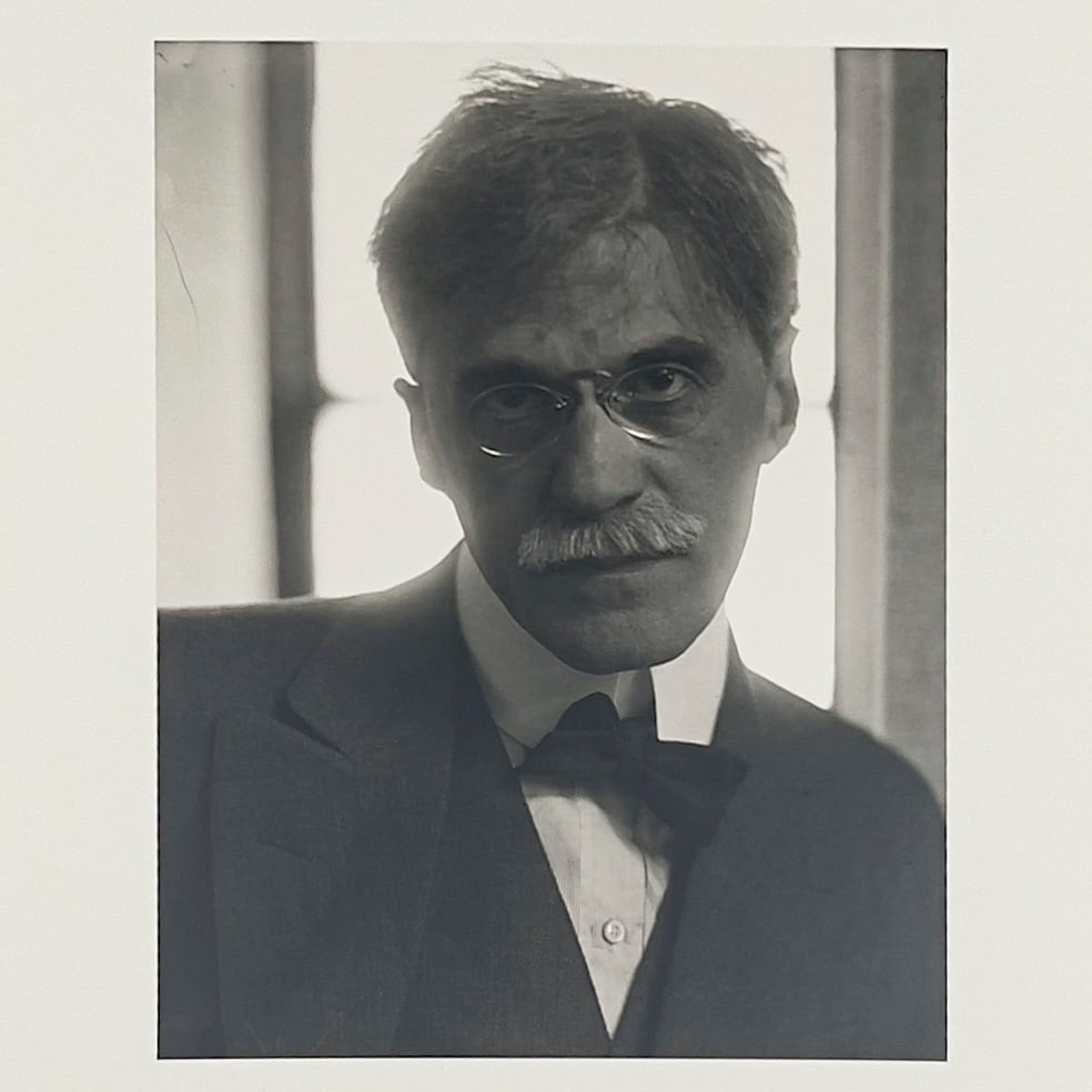 Edward Steichen - Alfred Steiglitz: Lot 89 Edward Steichen American (1879-1973) Alfred Steiglitz (c. 1915) gelatin silver print Printed from the original negative by George Tice for the ”Twenty Five Photographs” Portfolio, e