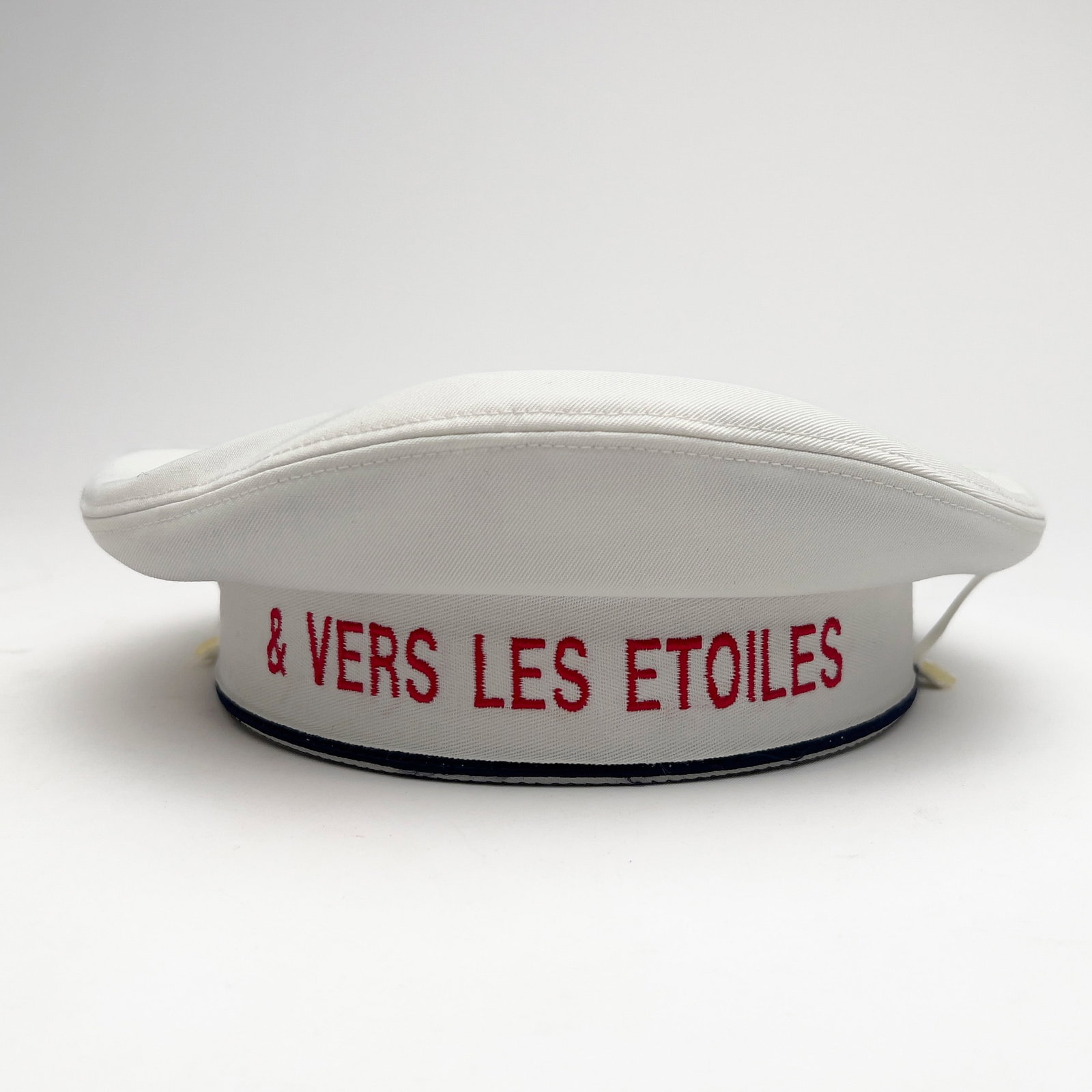 Lawrence Weiner - & Vers Les Etoiles (1 of 5)