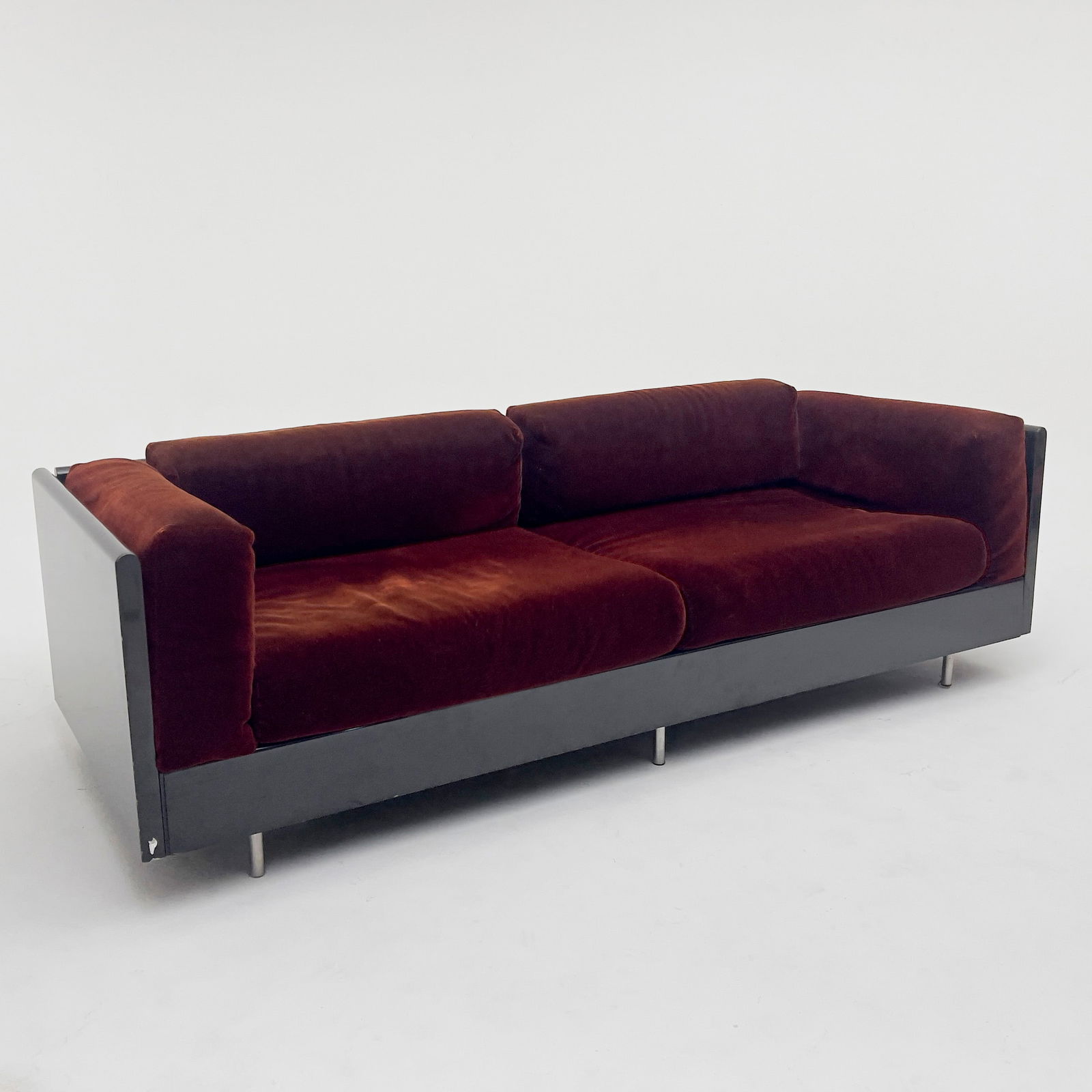Julian and Barbara Neski - Modern Design Sofa (1 of 5)