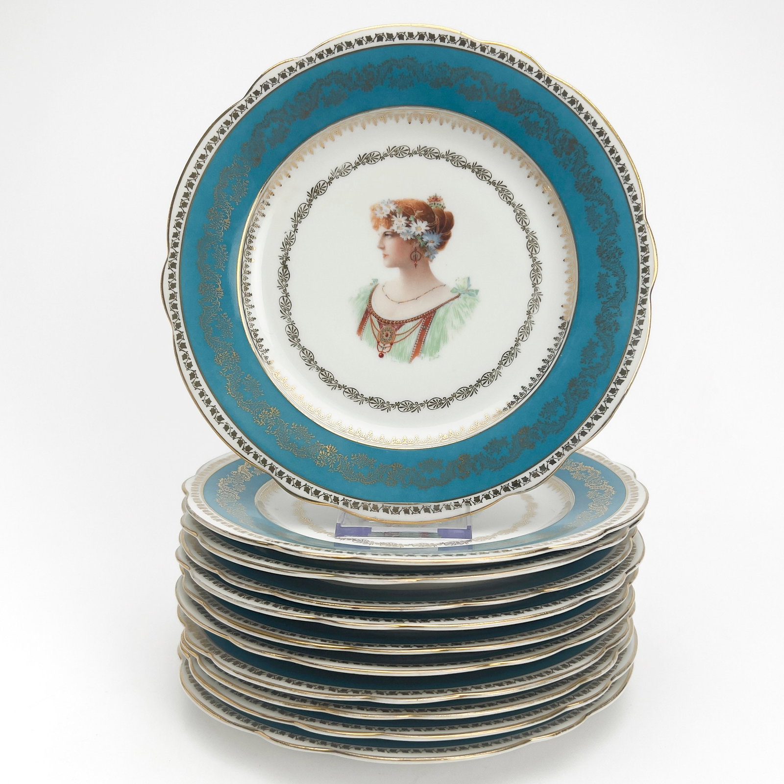 Austrian Portrait Plates for Higgins & Seiter, Group of 11: Lot 228 Austrian Portrait Plates for Higgins & Seiter, Group of 11 porcelain with transfer Comprising eleven porcelain luncheon plates from Higgins & Seiter, New York, featuring a blue and white