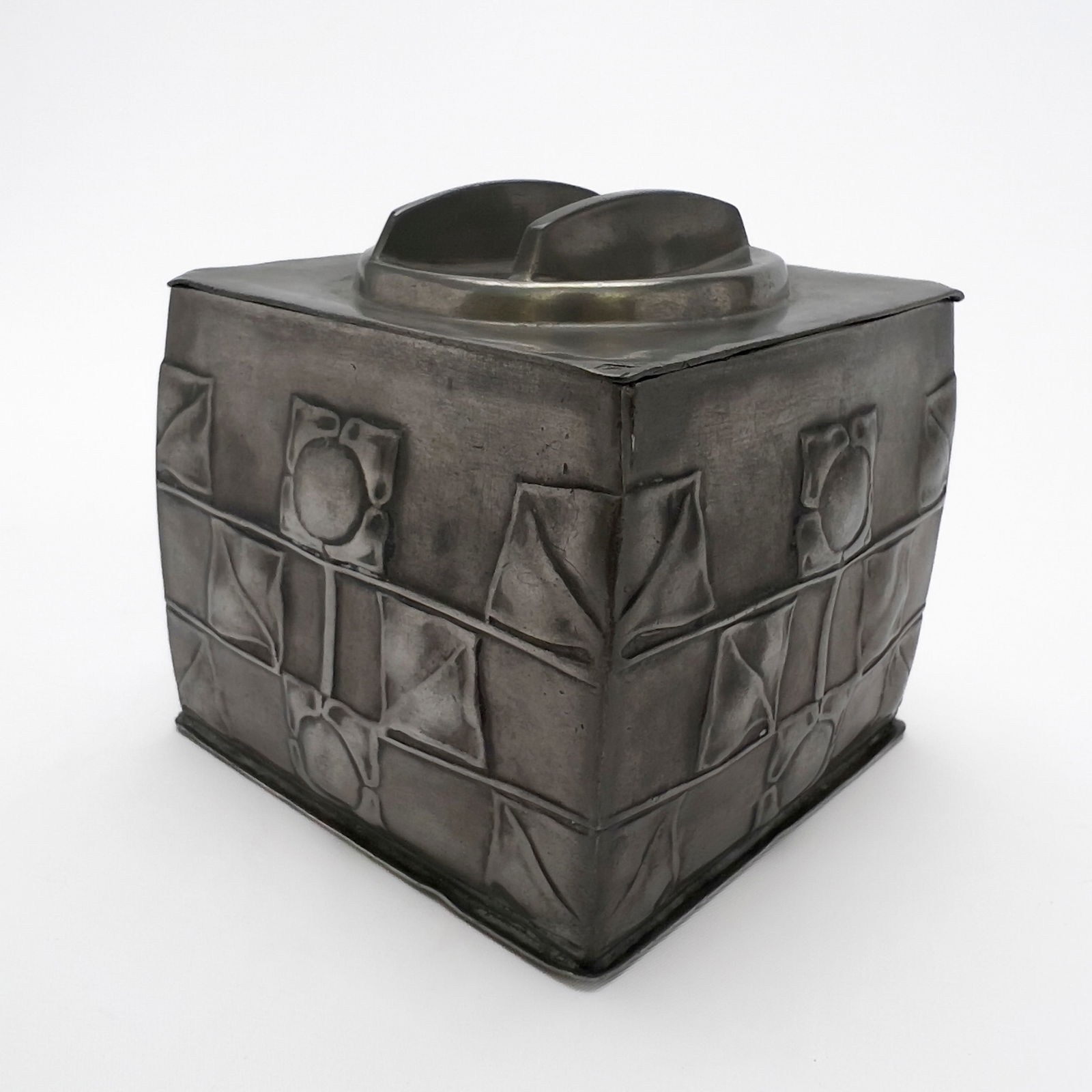 Archibald Knox - Tudric Biscuit Box for Liberty & Co. (1 of 4)