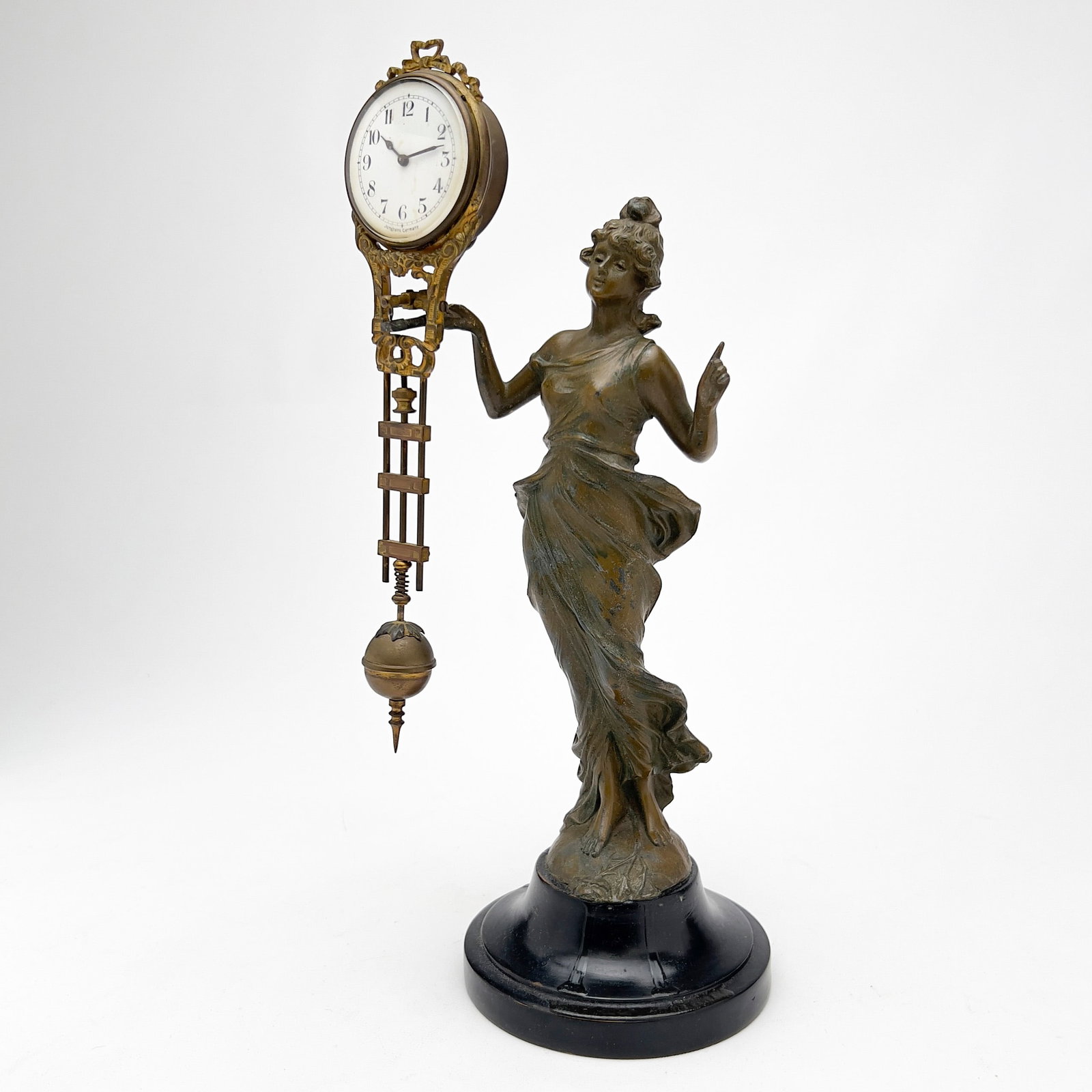 Junghans Diana Clock (1 of 4)