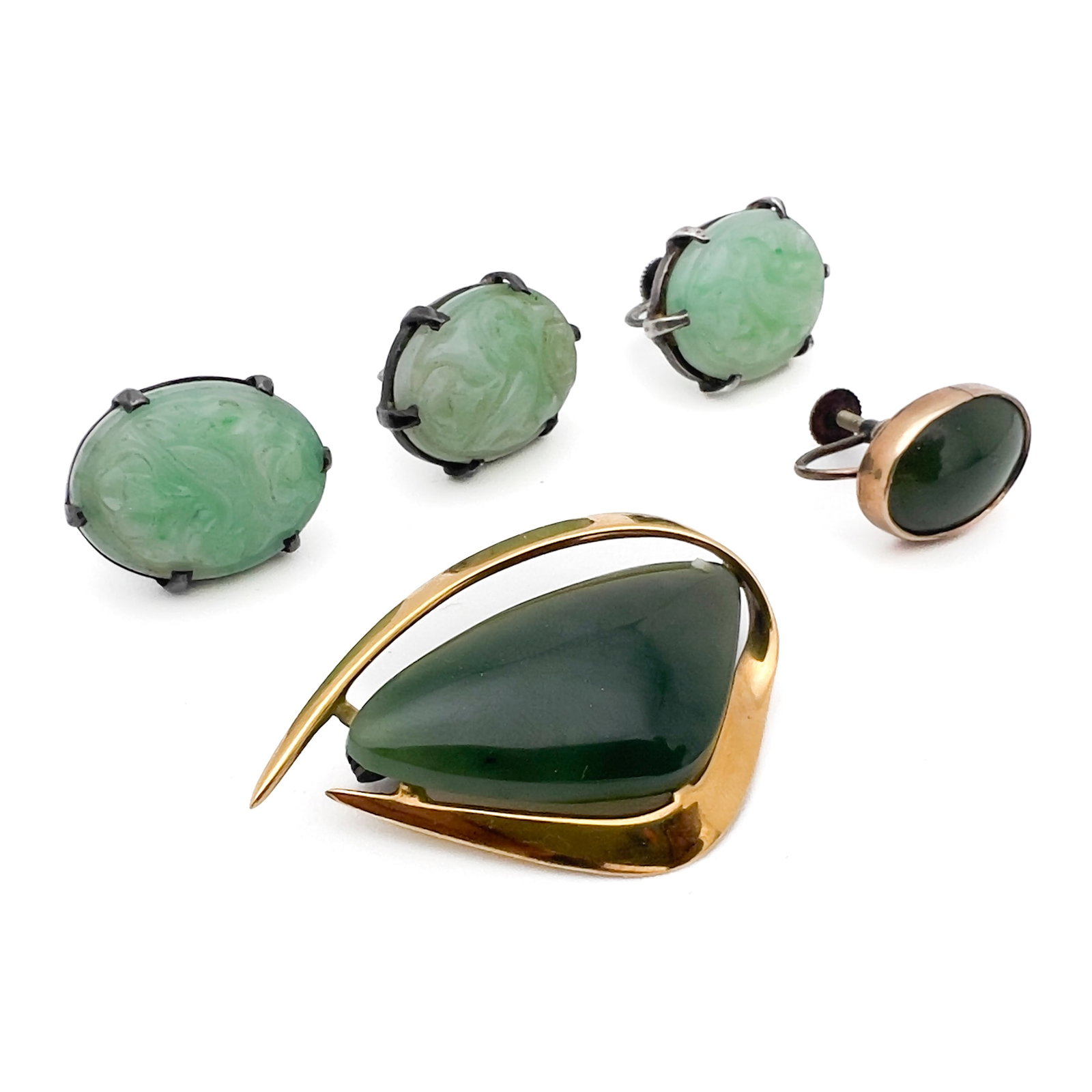 Gold, Nephrite, and Jade Earrings and Brooch (1 of 4)