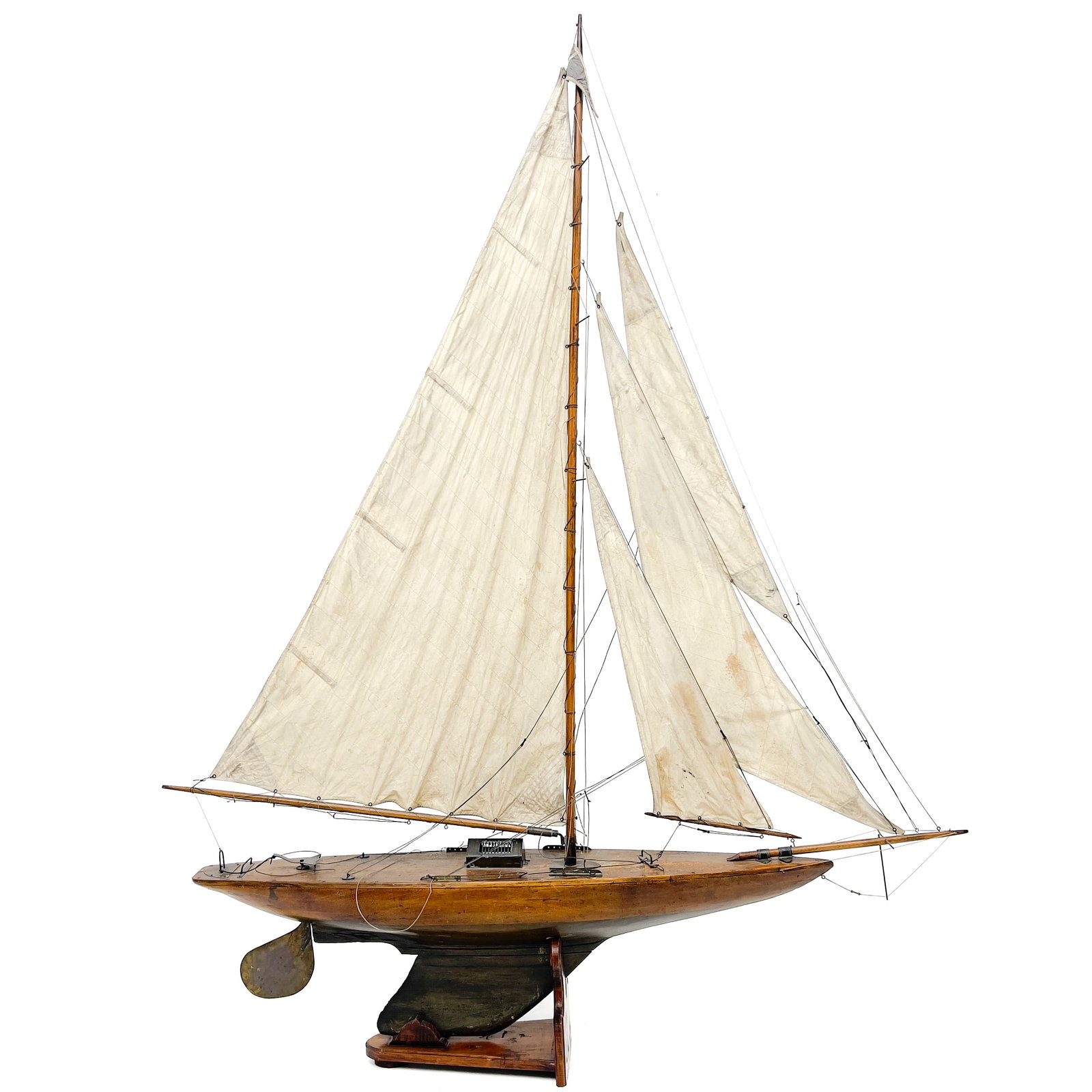 Four-Sail Gaff-Rigged Racing Pond Yacht (1 of 4)