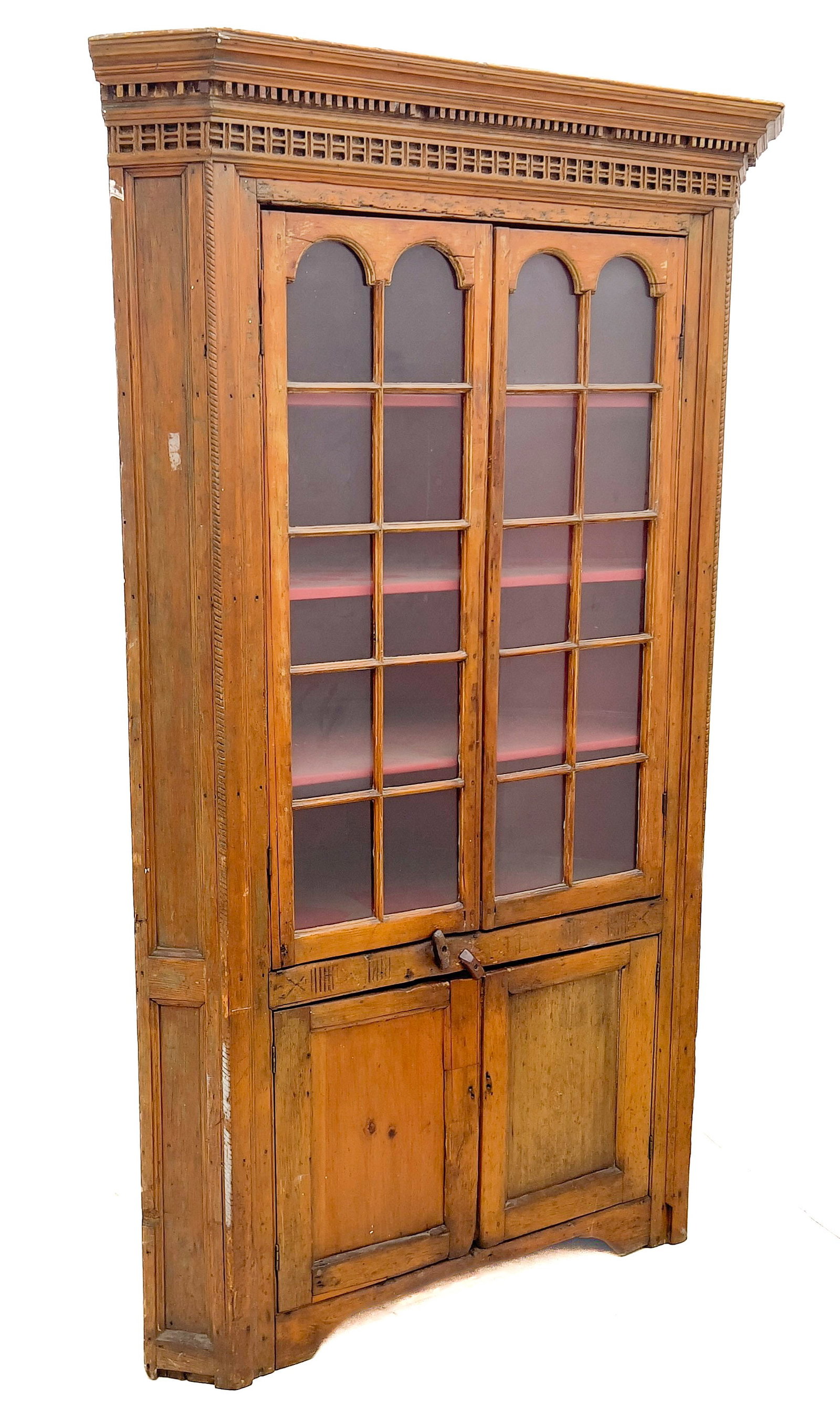 Antique American Pine Corner Cabinet (1 of 6)