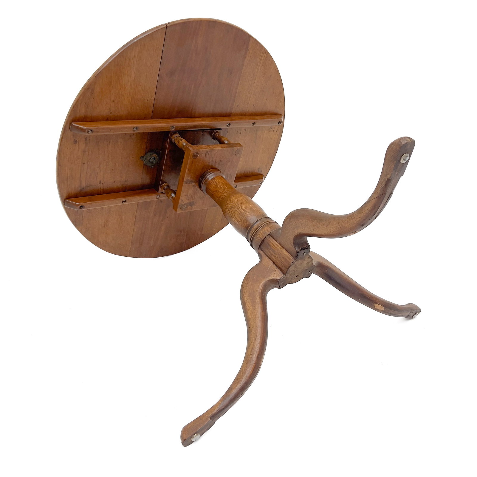 A Queen Anne Tilt-top Tea Table - 4