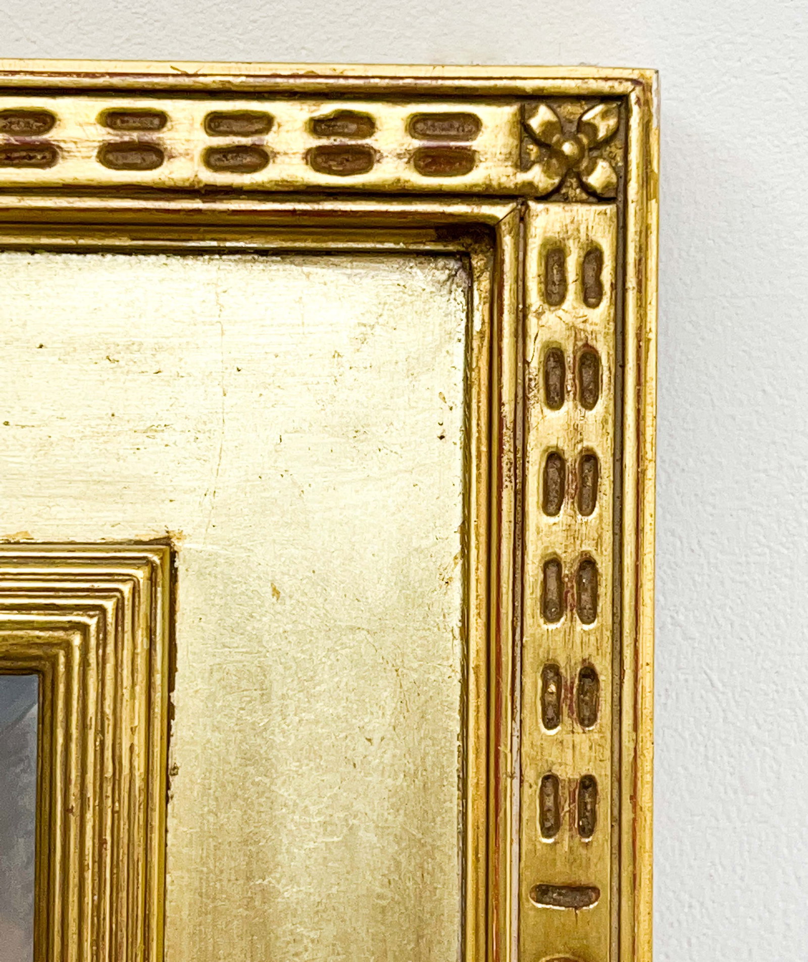 Large Giltwood Mirror - 3