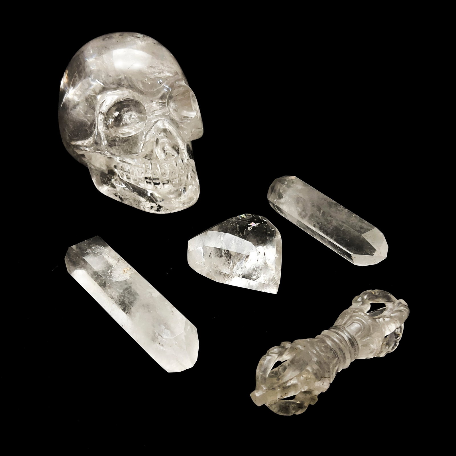 Rock Crystal Skull, varja scepter and other specimens. (1 of 4)