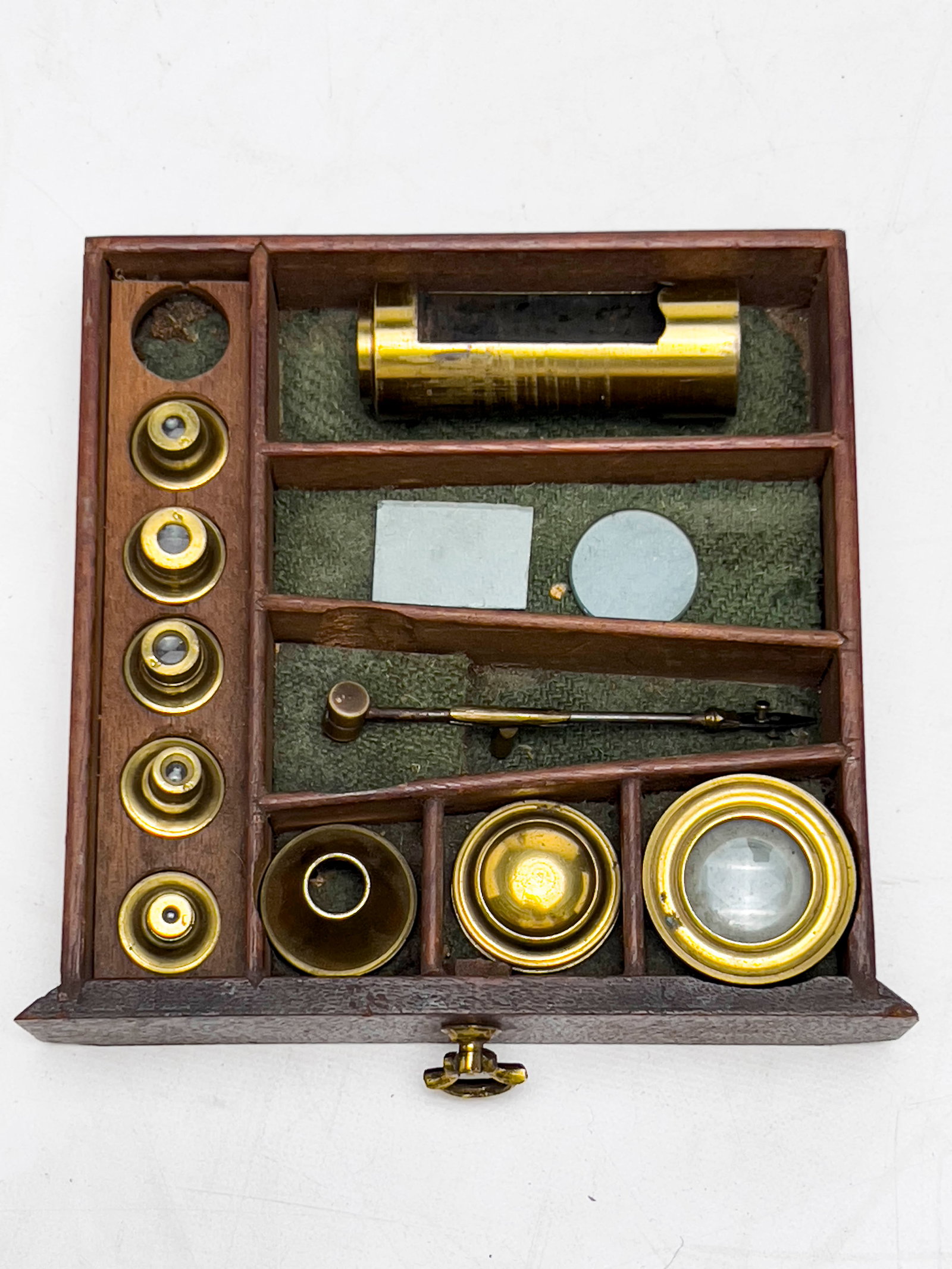 Culpeper Type Microscope in Original Pyramid Case - 4