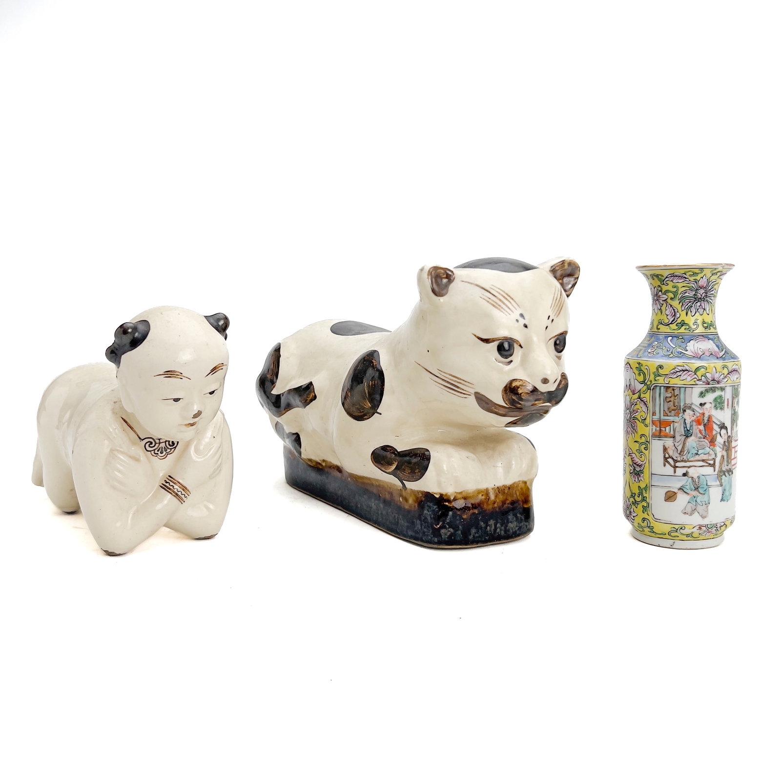 Chinese Glazed Stoneware Cizhou-Type Figural Group and Export Porcelain (1 of 5)