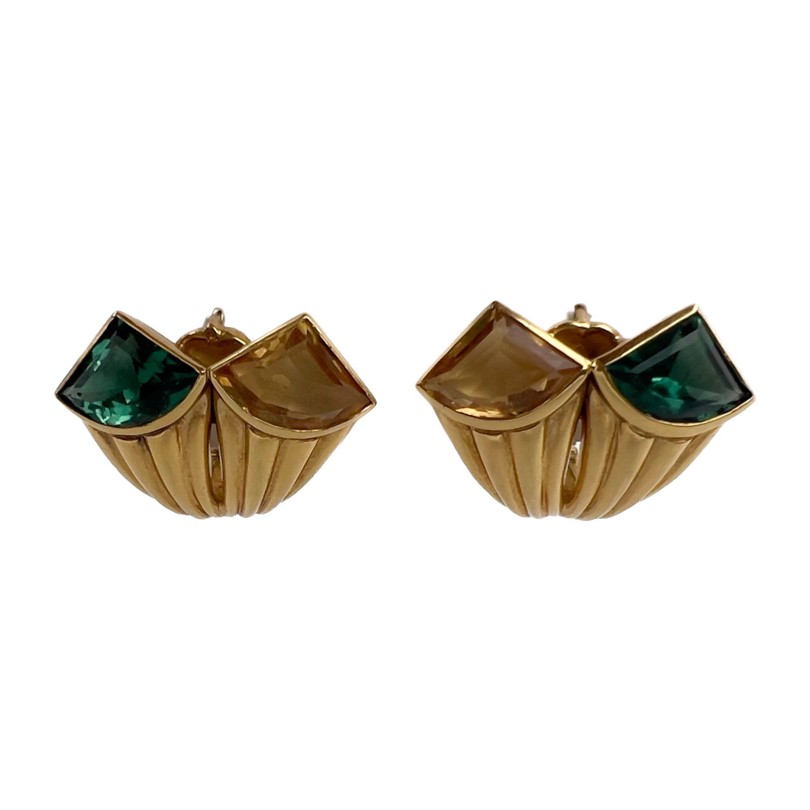 Pair of 18k Yellow Gold Fan-Shaped Earrings with Topazes: Lot 111 Pair of 18k Yellow Gold Fan-Shaped Earrings with Topazes 18k yellow gold, topaz stamped 750 Description: A pair of vintage cast 18-karat yellow gold earrings designed as stylized fluted fans