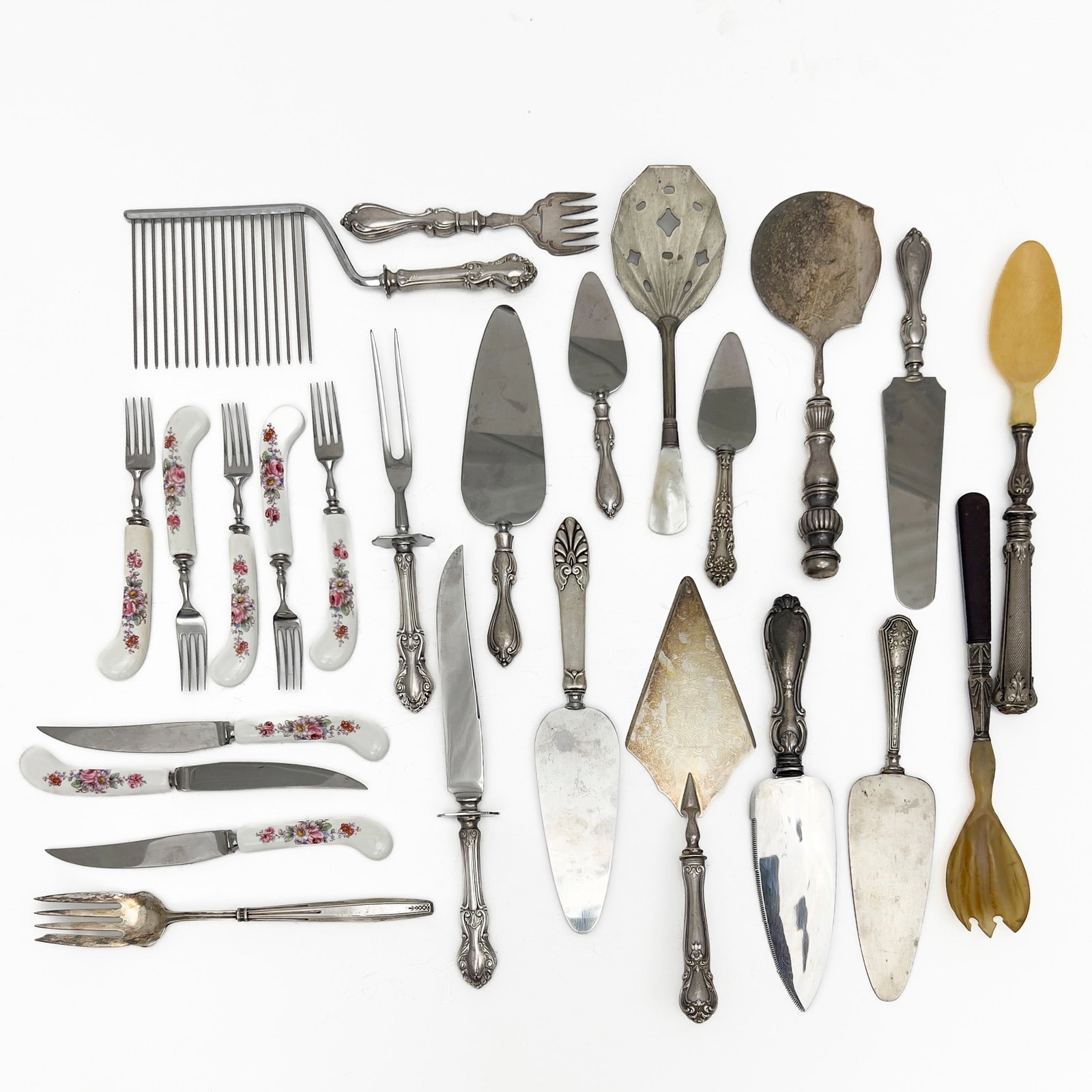 Group of Silver Serving Pieces and Royal Crown Derby Flatware: Lot 195 Group of Silver Serving Pieces and Royal Crown Derby Flatware (20th Century) sterling silver, stainless steel, porcelain longest: 11 inches most stamped Description: A group of serving pieces