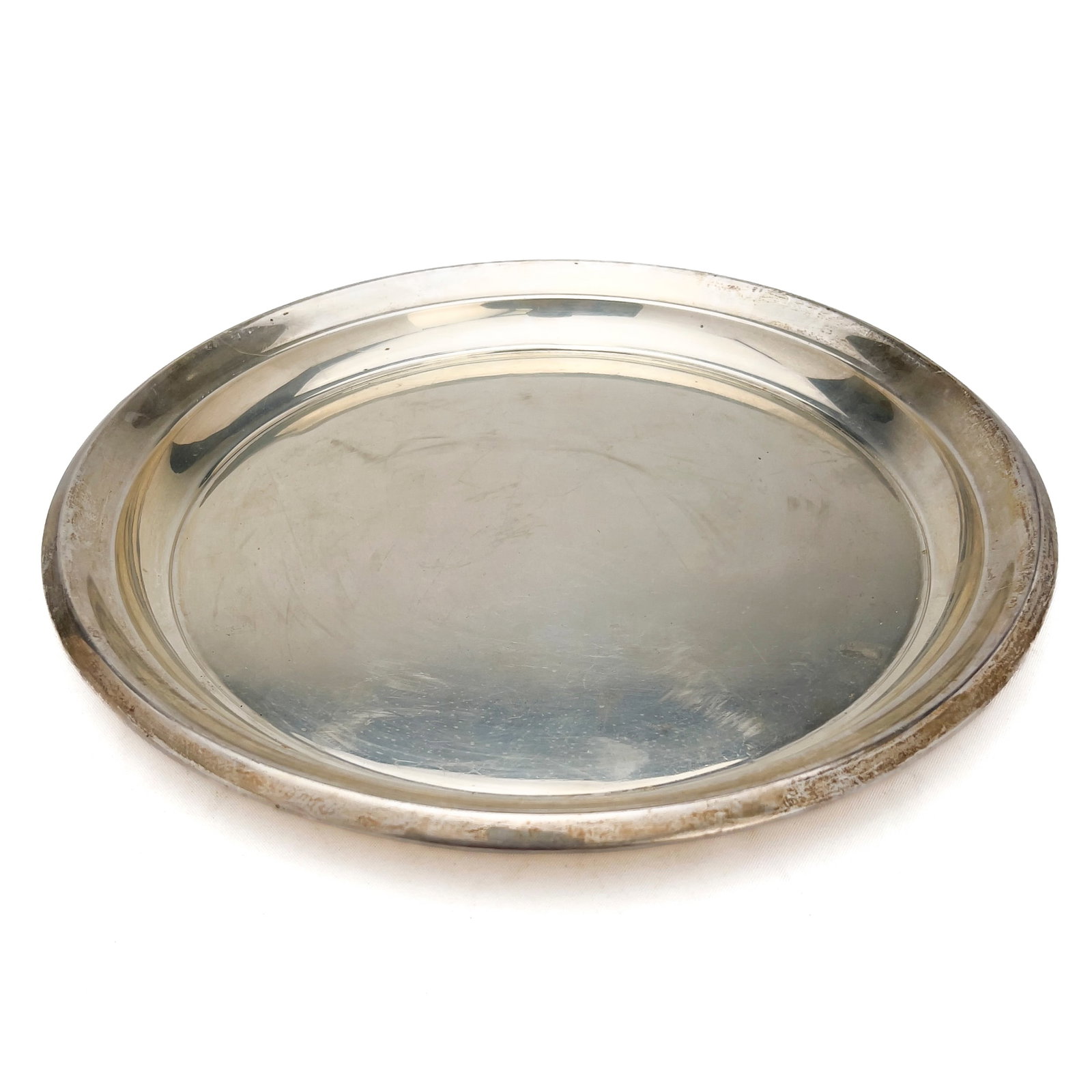 An American Sterling Silver Presentation Salver by Towle Silversmiths (1 of 4)