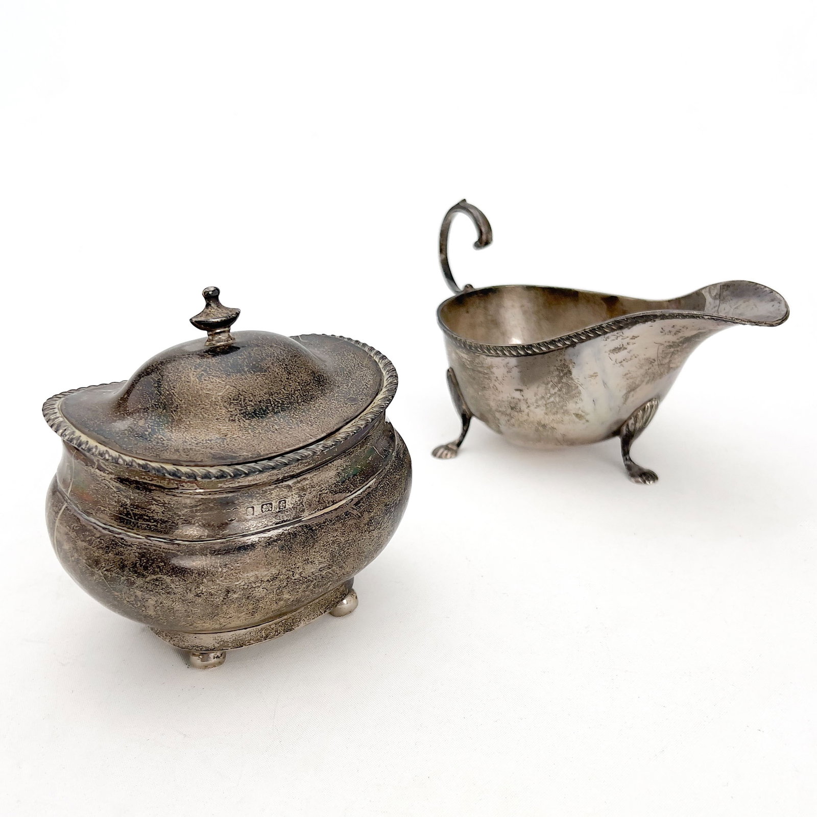 An Assembled Edwardian Sterling Silver Table Group, Including a Covered Sugar Bowl and Cream Jug (1 of 4)