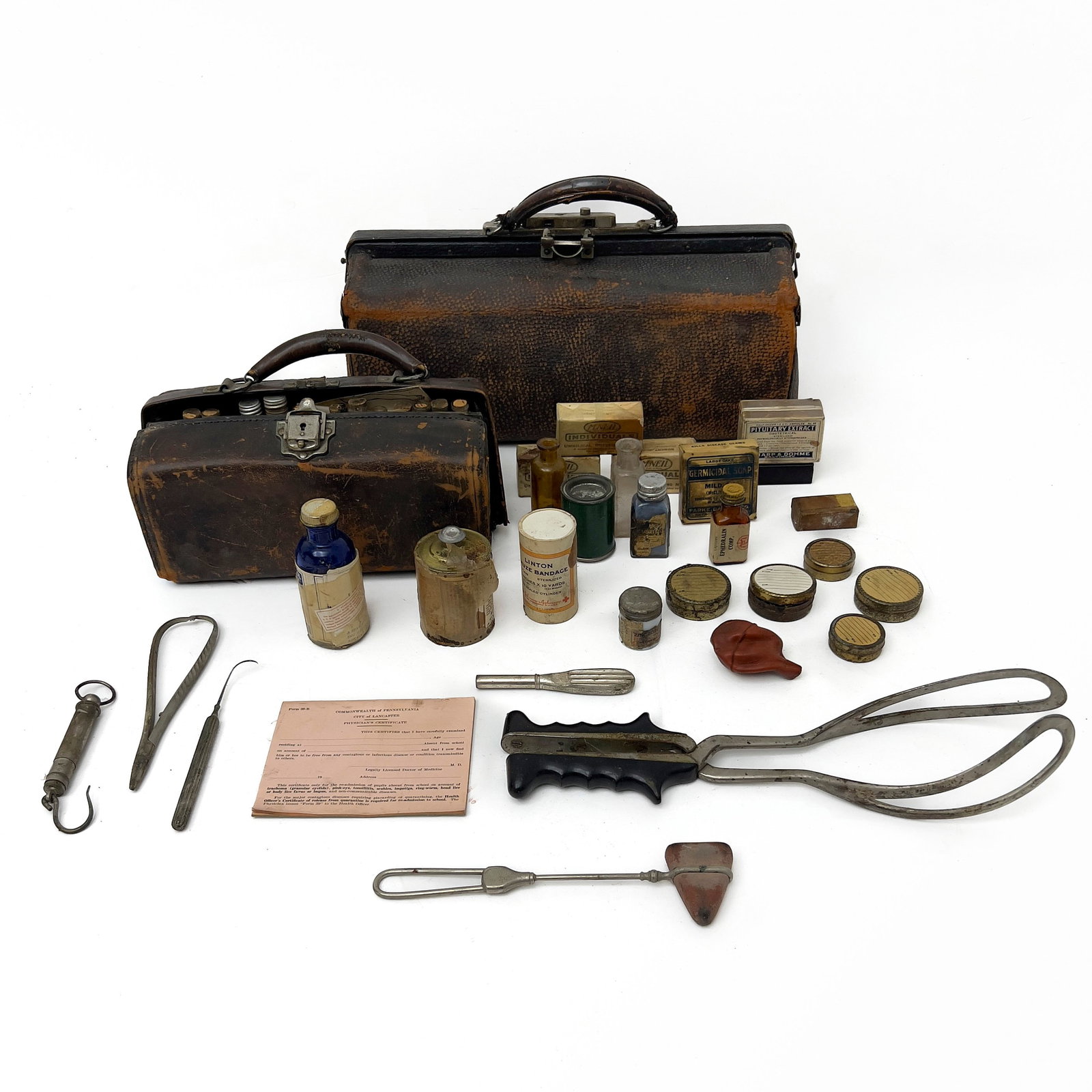 An Antique Physician's Traveling Apothecary Satchel and Medicine Kit (1 of 4)