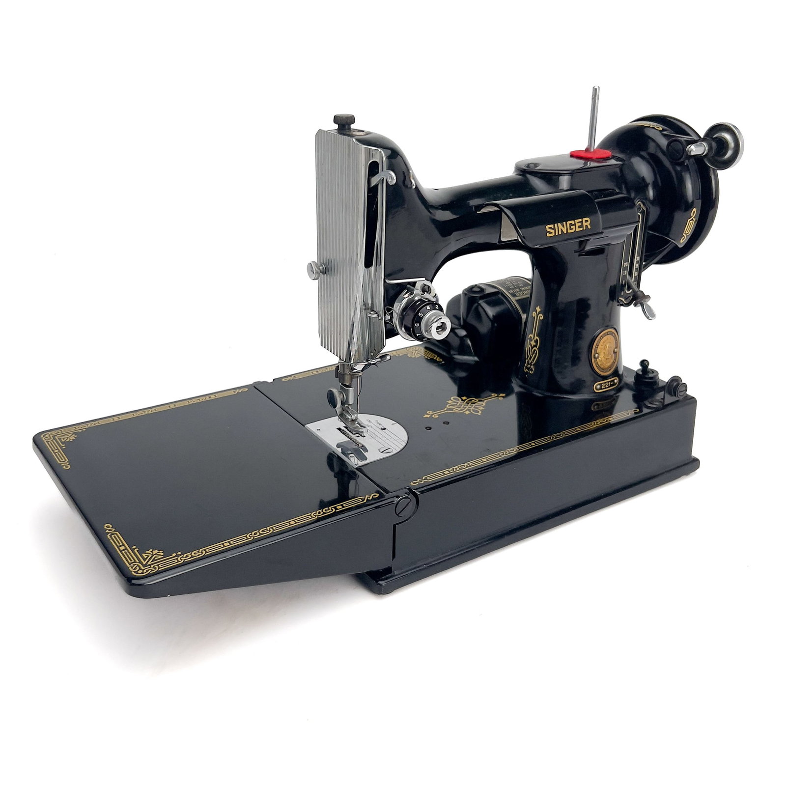 Singer Model 221 \”Featherweight\” Electric Sewing Machine (1 of 6)