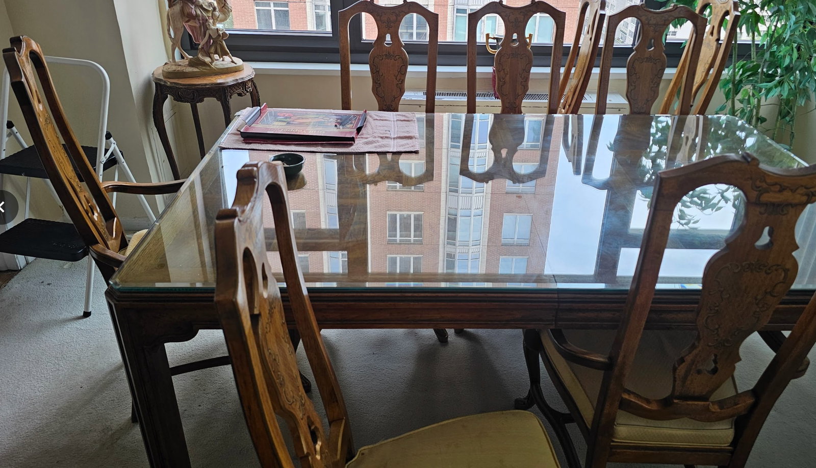 Lot to Come- Drexel Dining Tablle and Chairs (1 of 1)