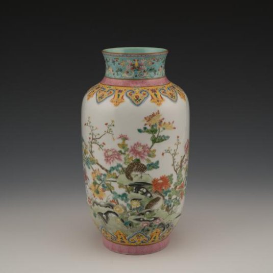 QIANLONG FAMILLE ROSE LANTERN VASE (1 of 6)