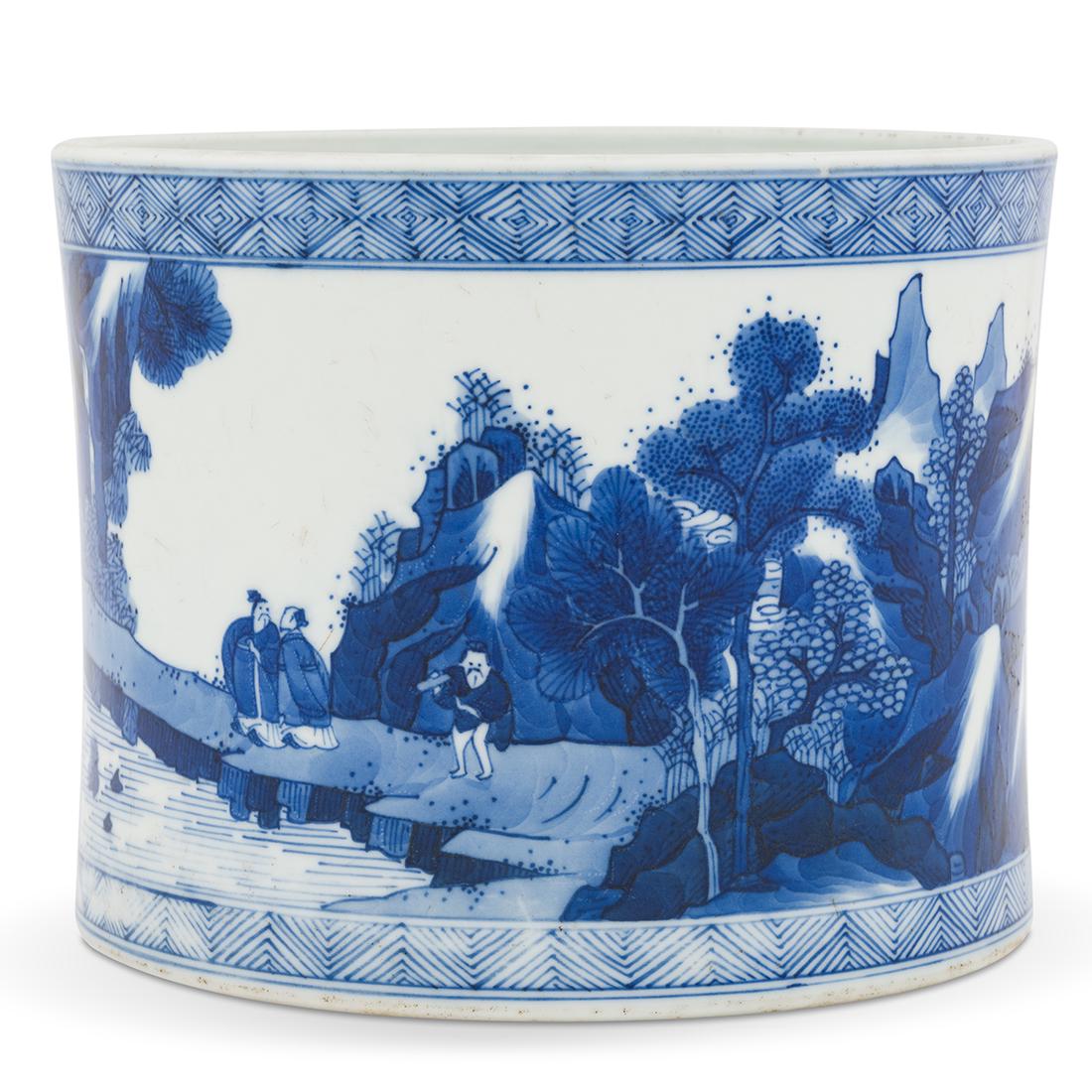 WEN ZHANG SHAN DOU BLUE & WHITE BRUSH POT: Chinese Qing blue and white landscape Wen Zhang Shan Dou mark porcelain brush pot, is sturdily potted in the cylindrical body, with a flat base and wide opening. Decorated around the exterior with sha